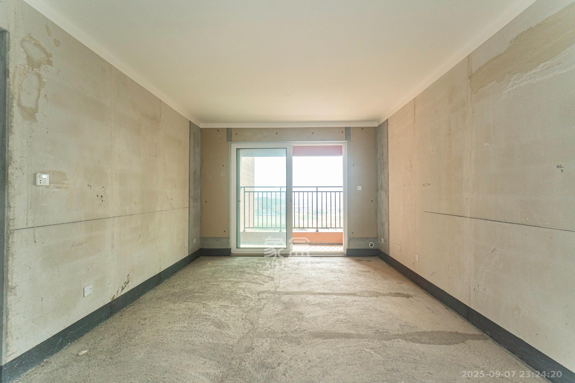 金地艺境 3室2厅2卫 60.8万 金地艺境 3室2厅2卫 60.8万客厅