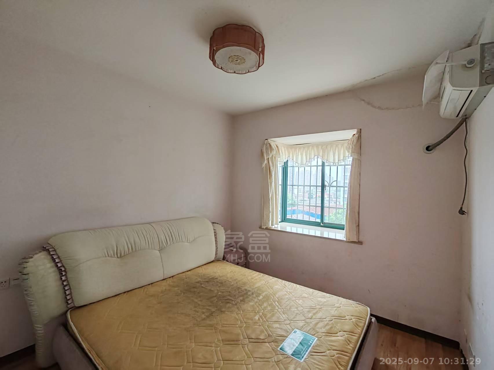 圣华名城建设北路110号 2室1厅2卫 1000.0元/月 圣华名城建设北路110号 2室1厅2卫 1000.0元/月室内图