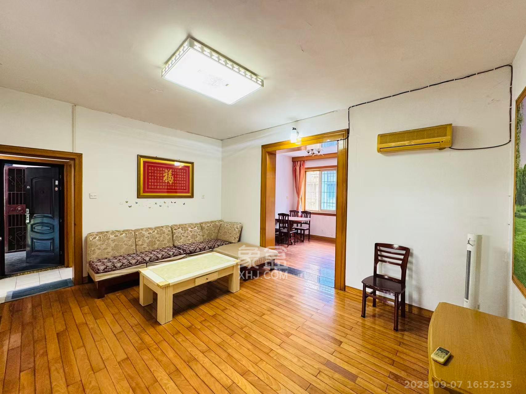 湖南电器研究所 3室2厅1卫 1800.0元/月 湖南电器研究所 3室2厅1卫 1800.0元/月室内图