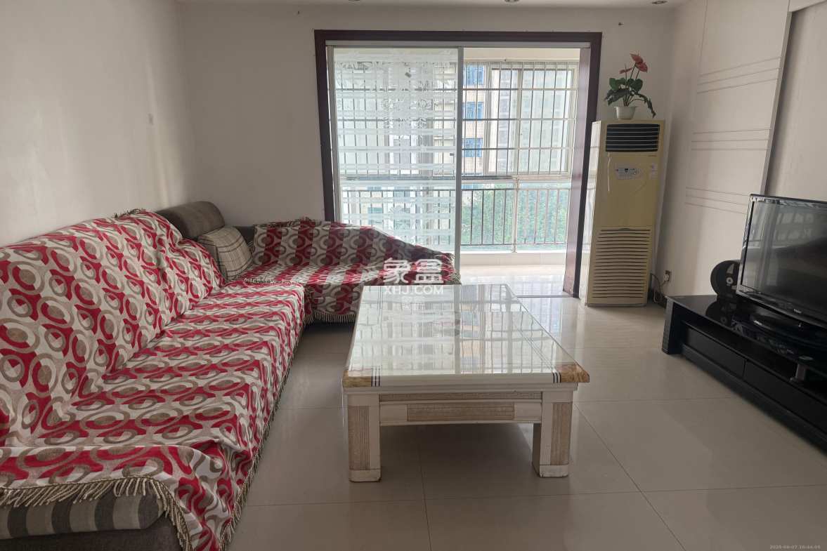 水映青山 1室2厅1卫 2000.0元/月 水映青山 1室2厅1卫 2000.0元/月室内图