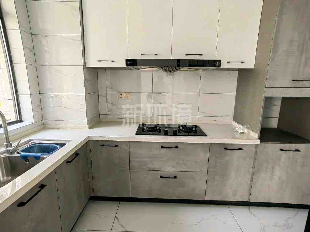 福天中央公馆  3室2厅2卫    2100.0元/月 福天中央公馆  3室2厅2卫    2100.0元/月室内图