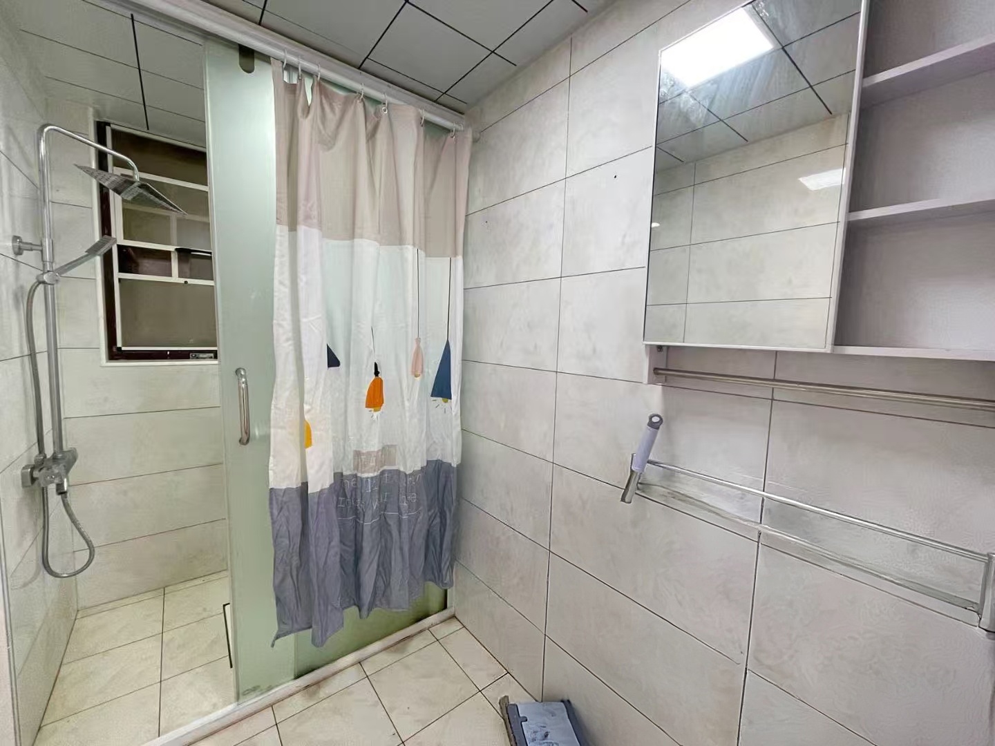 中交中央公园D1区  3室2厅2卫    2700.0元/月 中交中央公园D1区  3室2厅2卫    2700.0元/月户型图