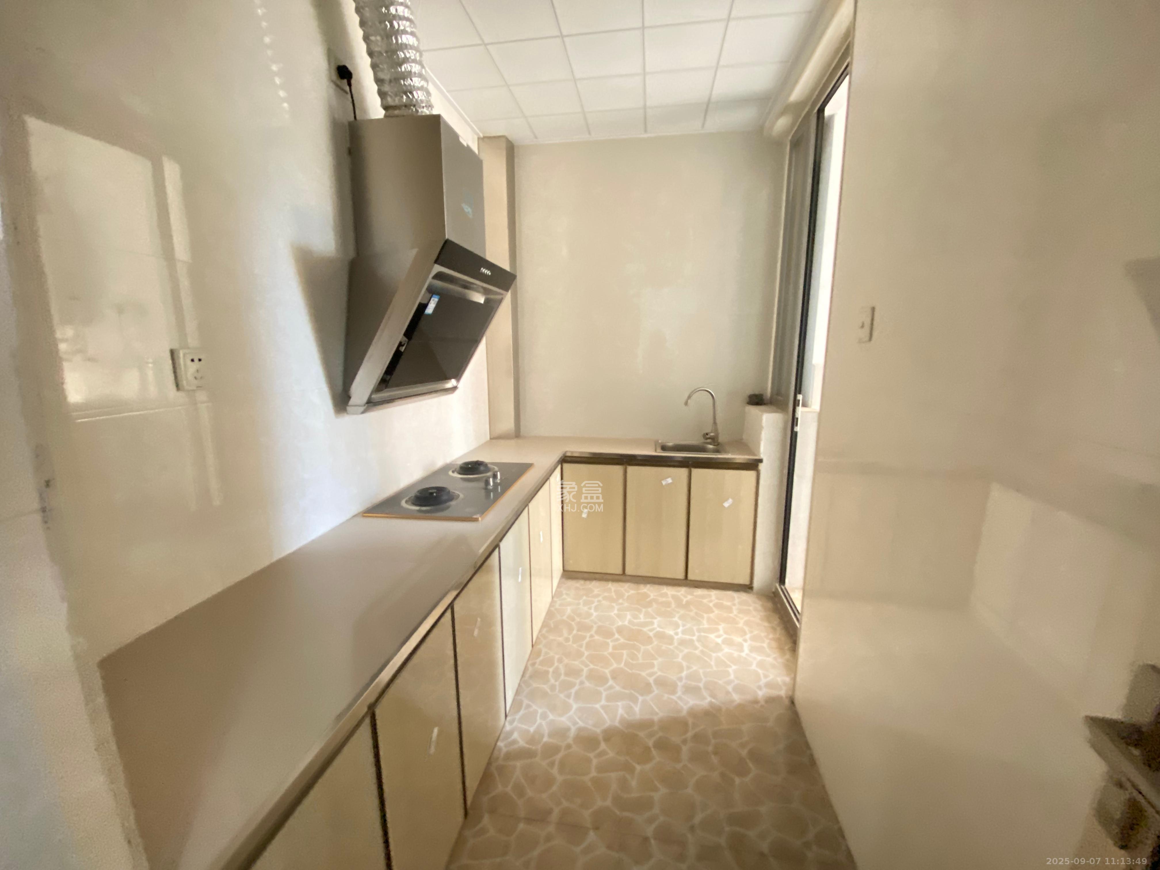 怡海星城 2室1厅1卫 2200.0元/月 怡海星城 2室1厅1卫 2200.0元/月室内图