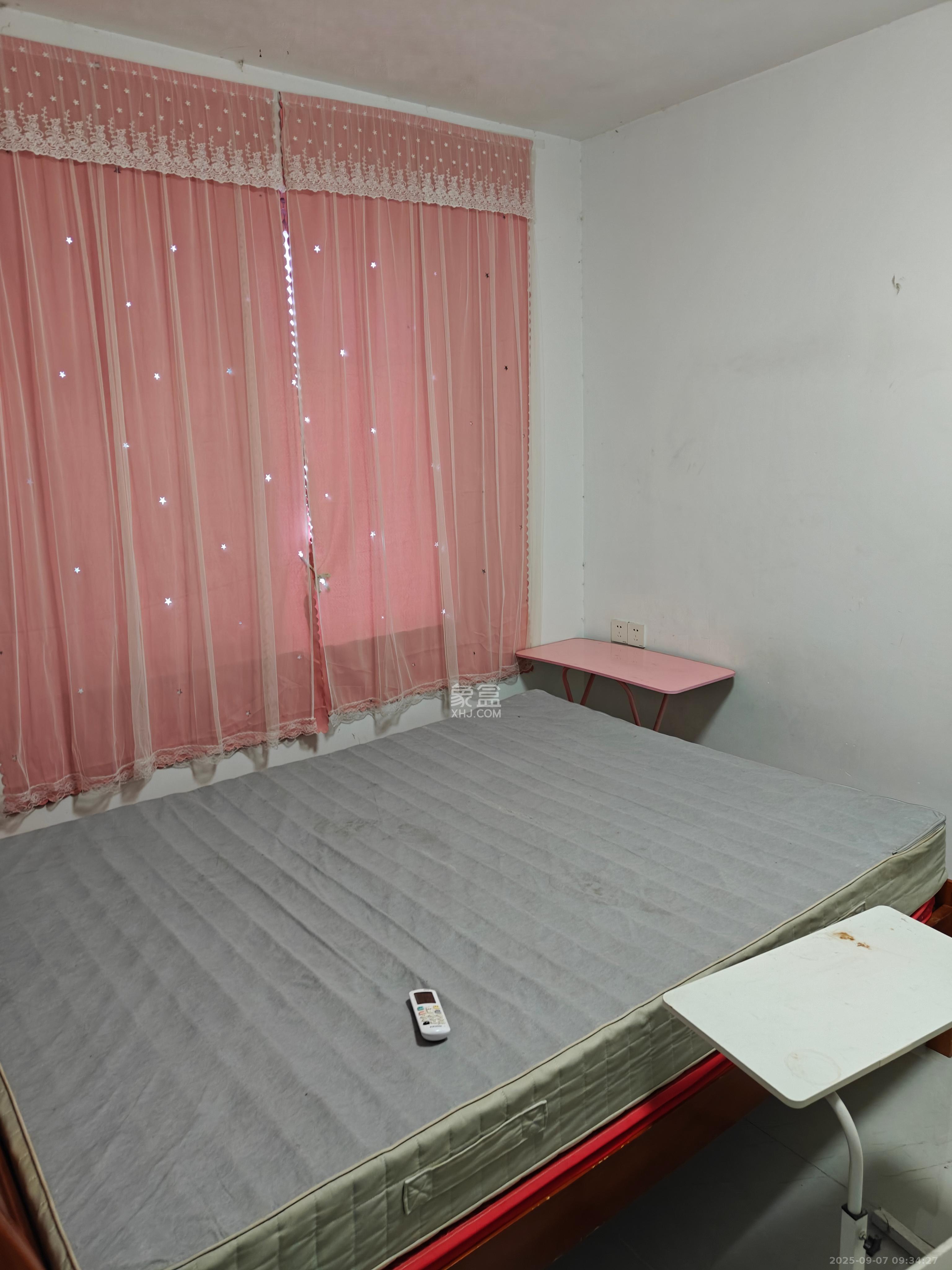 下民航宿舍  3室1厅1卫    1300.0元/月 下民航宿舍  3室1厅1卫    1300.0元/月室内图