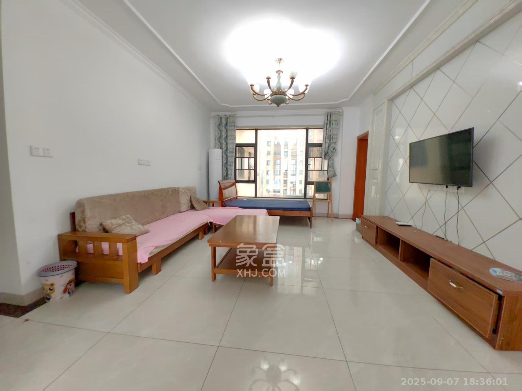 天元涉外景园C区 4室2厅2卫 3200.0元/月 天元涉外景园C区 4室2厅2卫 3200.0元/月室内图