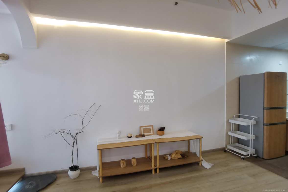 YO领域(领御大厦) 1室1厅1卫 1350.0元/月 YO领域(领御大厦) 1室1厅1卫 1350.0元/月室内图