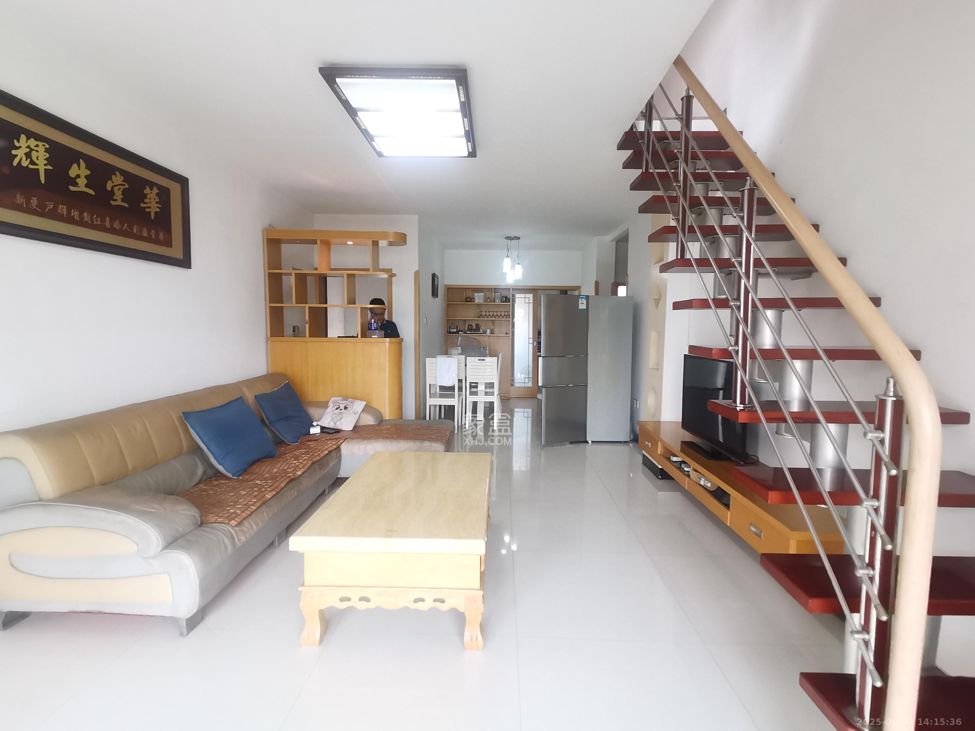 东城名苑  2室2厅2卫    1200.0元/月 东城名苑  2室2厅2卫    1200.0元/月室内图