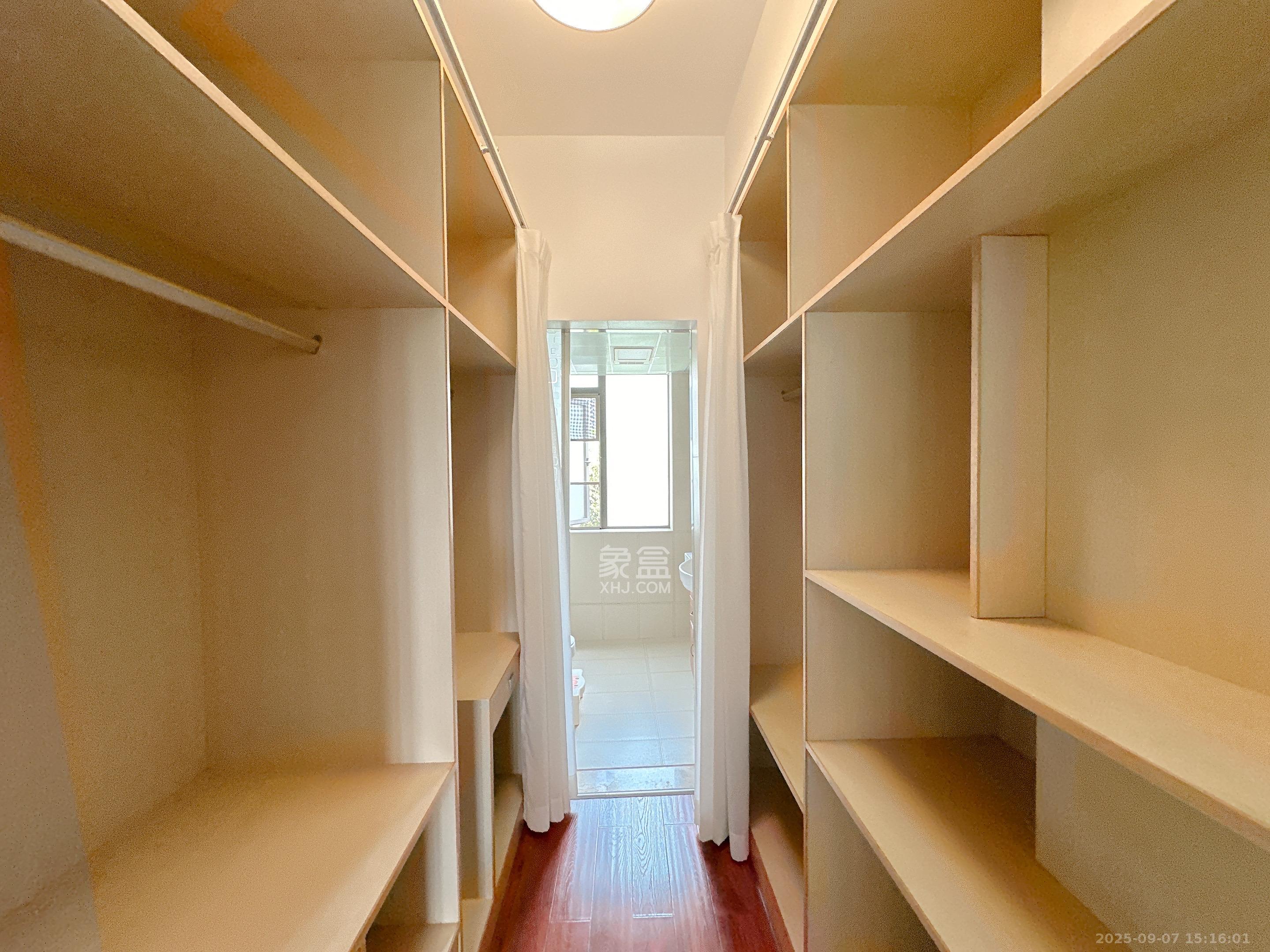 金域南外滩(望江佳园)  3室2厅2卫    4200.0元/月 金域南外滩(望江佳园)  3室2厅2卫    4200.0元/月室内图