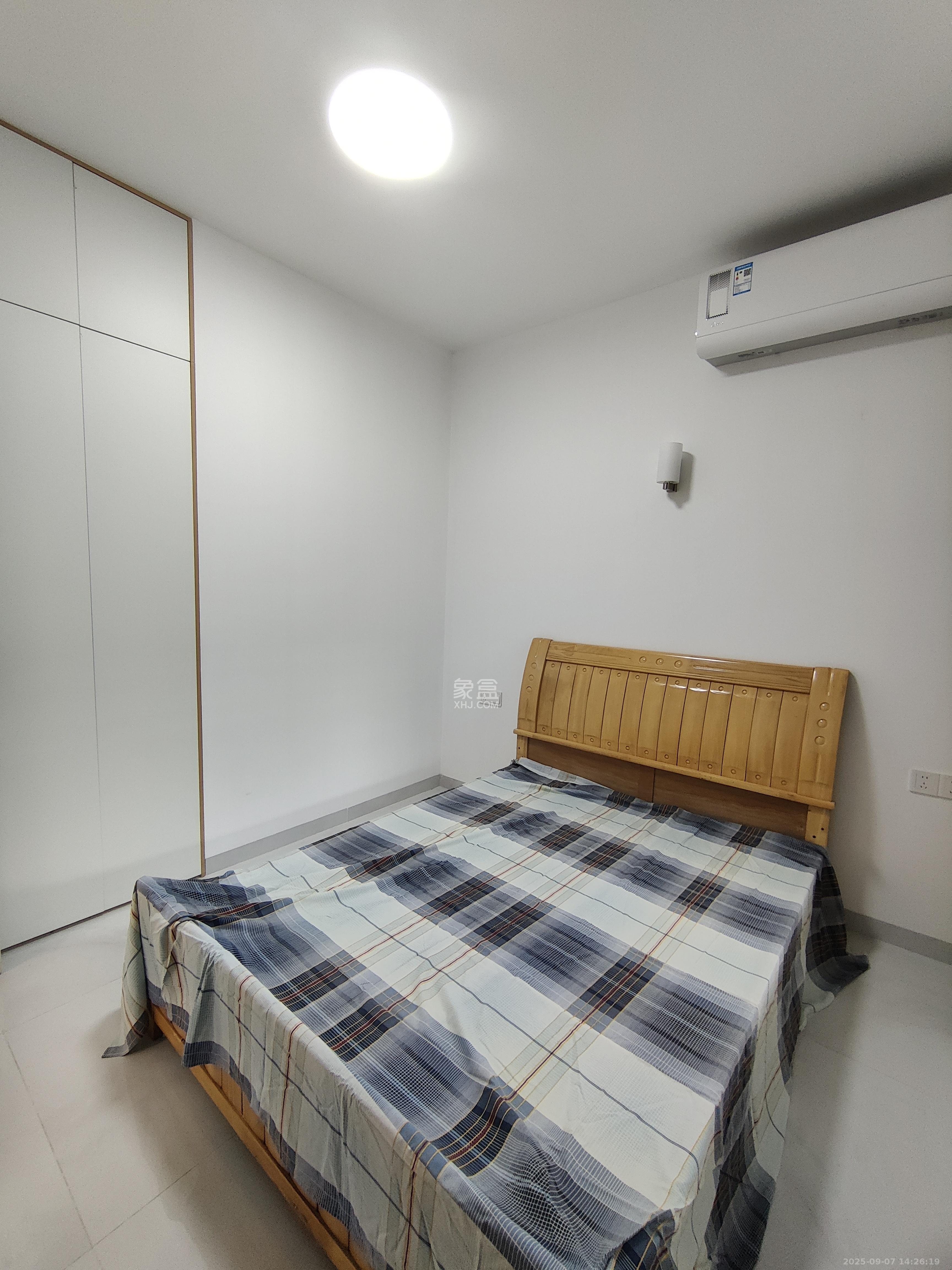 湖湘时代名邸公园壹号  2室1厅1卫   2400.00元/月室内图