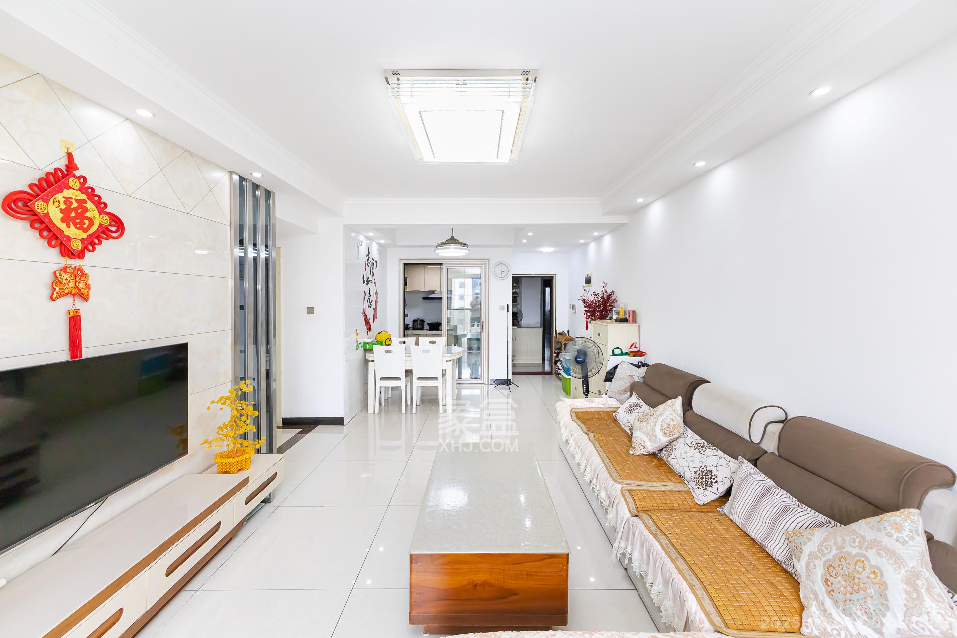 乾源国际  3室2厅1卫    75.0万