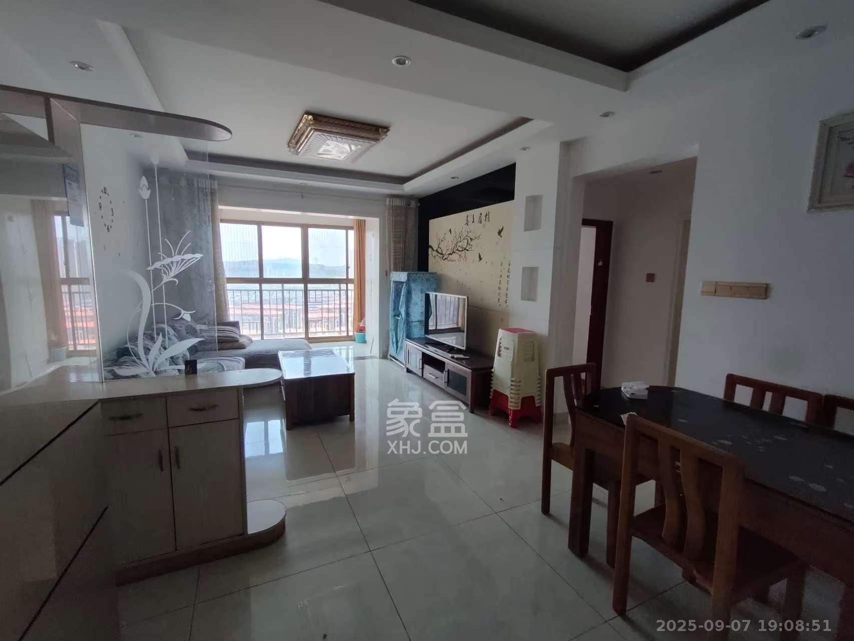 江山帝景雅典  1室2厅1卫    2000.0元/月 江山帝景雅典  1室2厅1卫    2000.0元/月