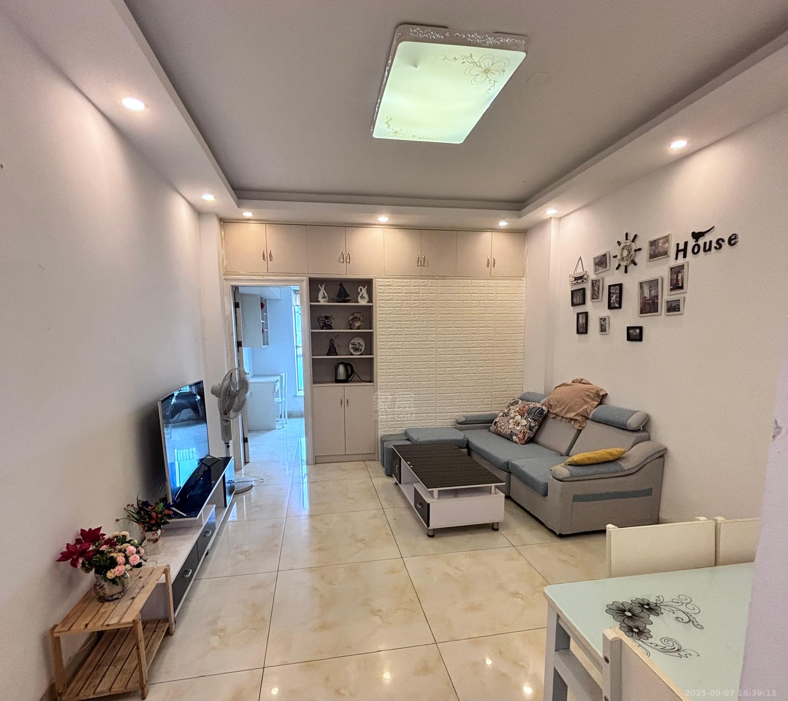 旺和大厦  1室1厅1卫    1100.0元/月 旺和大厦  1室1厅1卫    1100.0元/月室内图