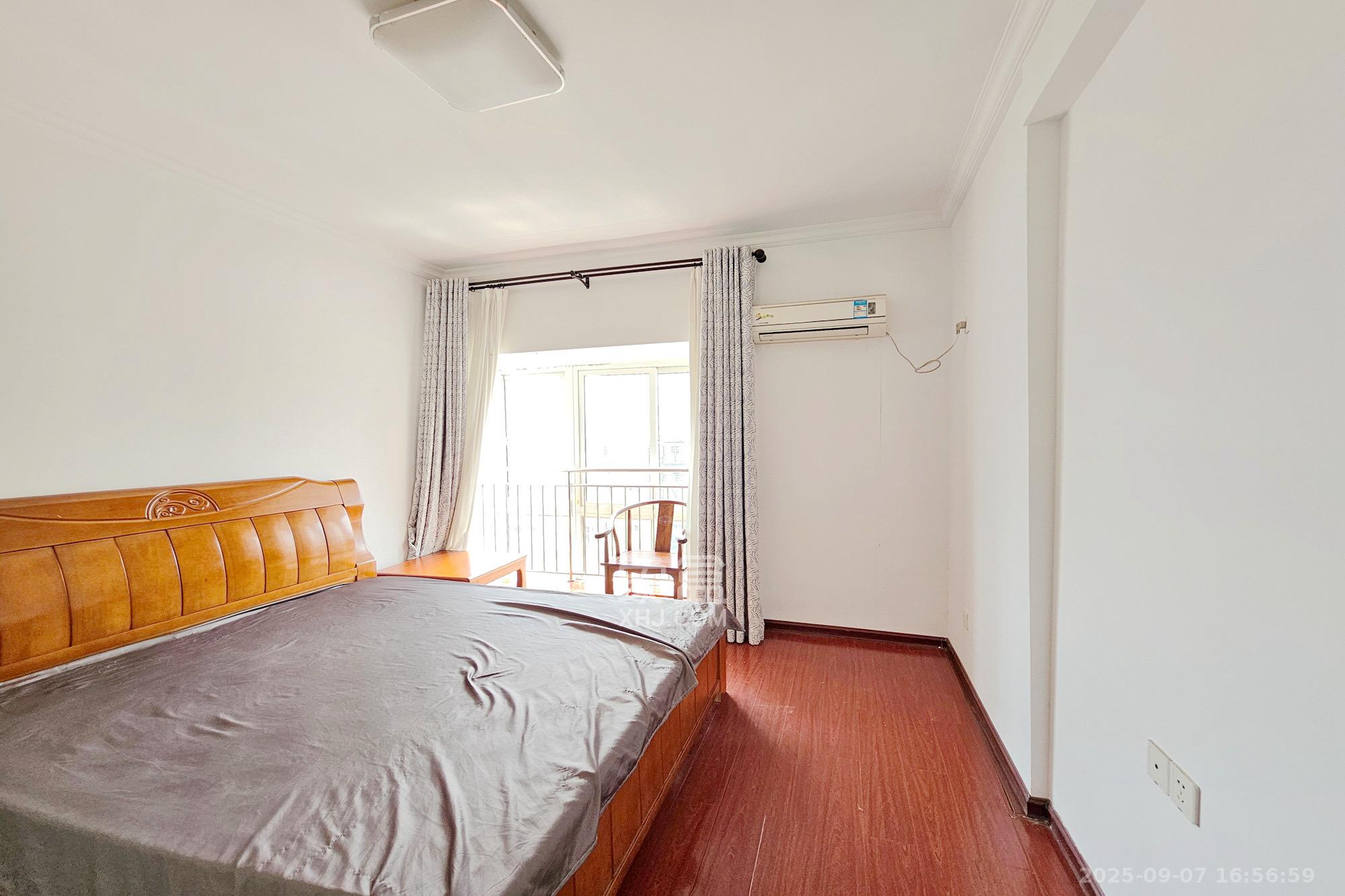 嘉宇盛世华章 3室2厅2卫 3200.0元/月 嘉宇盛世华章 3室2厅2卫 3200.0元/月室内图