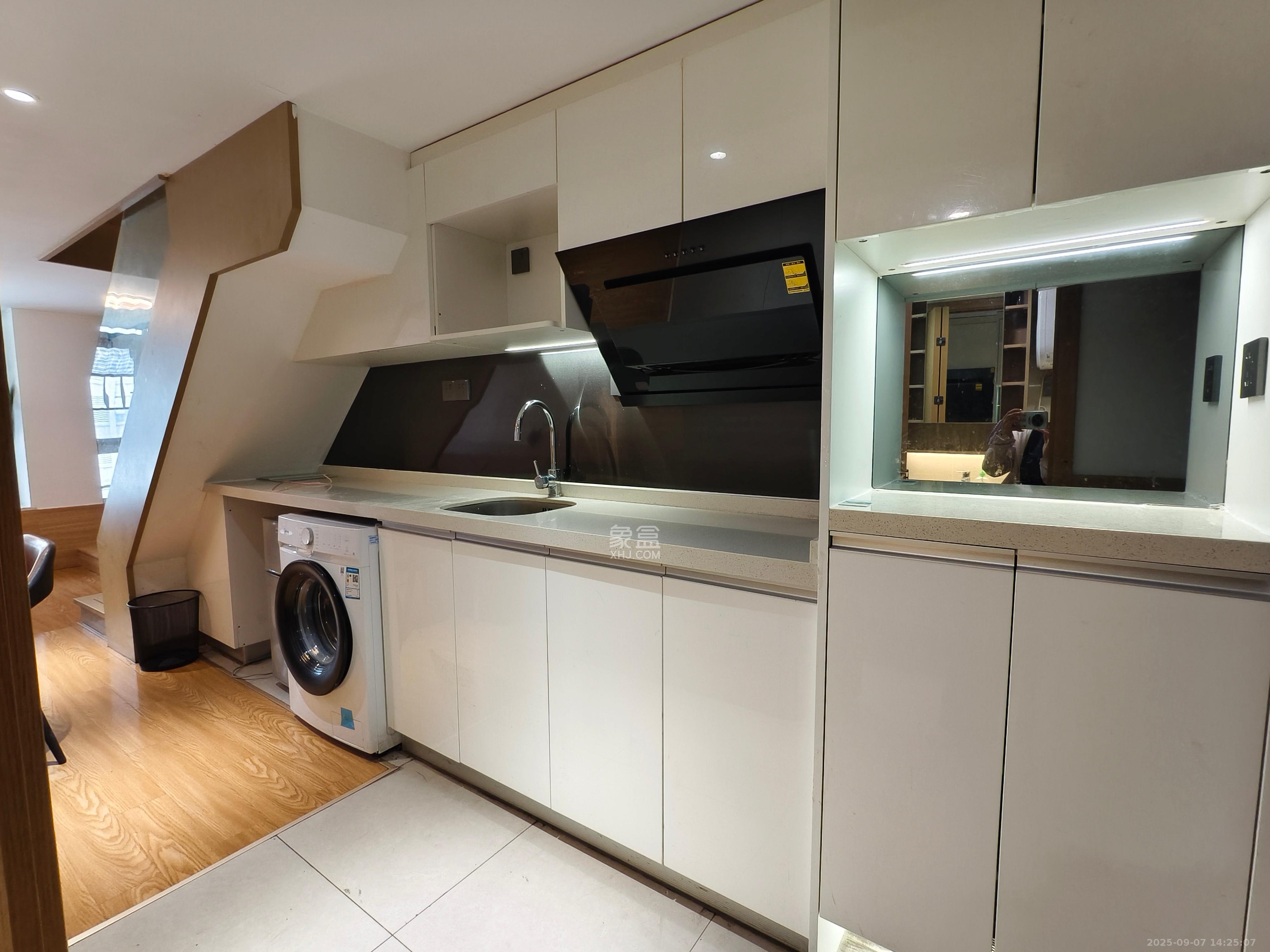 阳光城檀悦 1室1厅1卫 2500.0元/月 阳光城檀悦 1室1厅1卫 2500.0元/月室内图