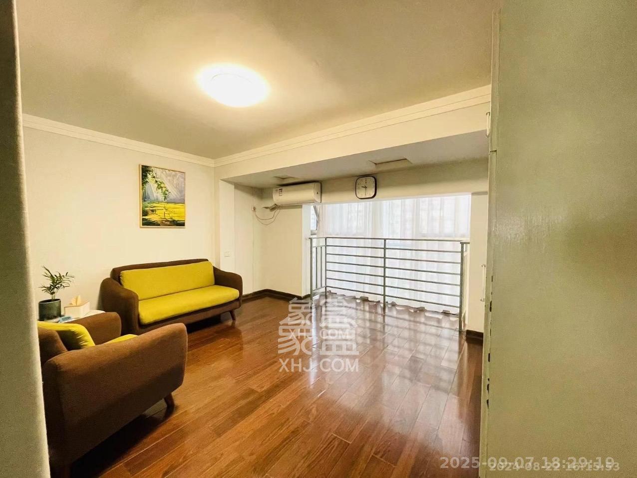 宏景名厦  2室2厅1卫    2800.0元/月室内图