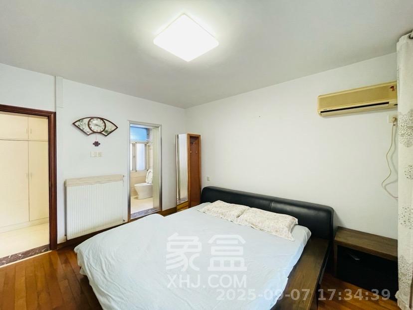 鸿园小区 3室1厅1卫 3300.0元/月 鸿园小区 3室1厅1卫 3300.0元/月室内图