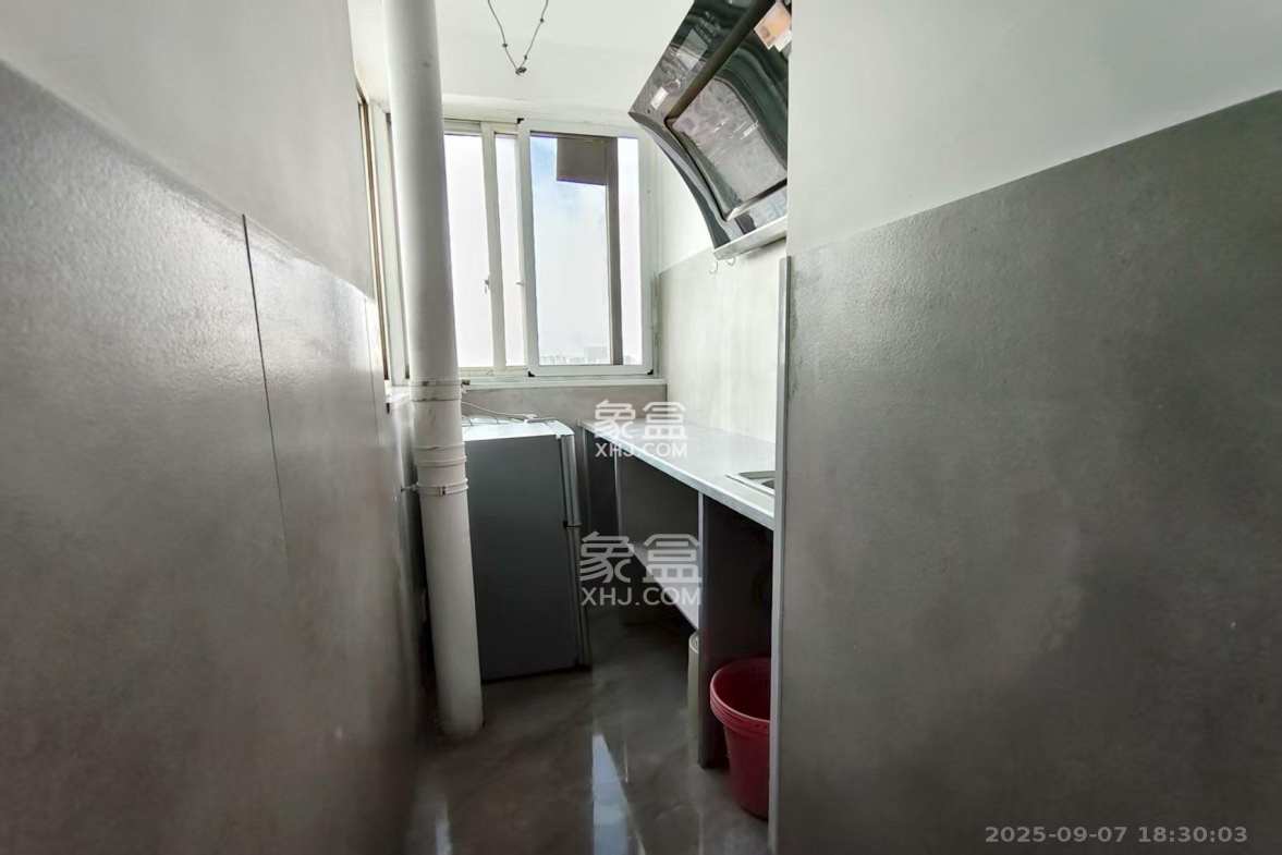 高桥现代商贸城  1室1厅1卫    1250.0元/月 高桥现代商贸城  1室1厅1卫    1250.0元/月室内图