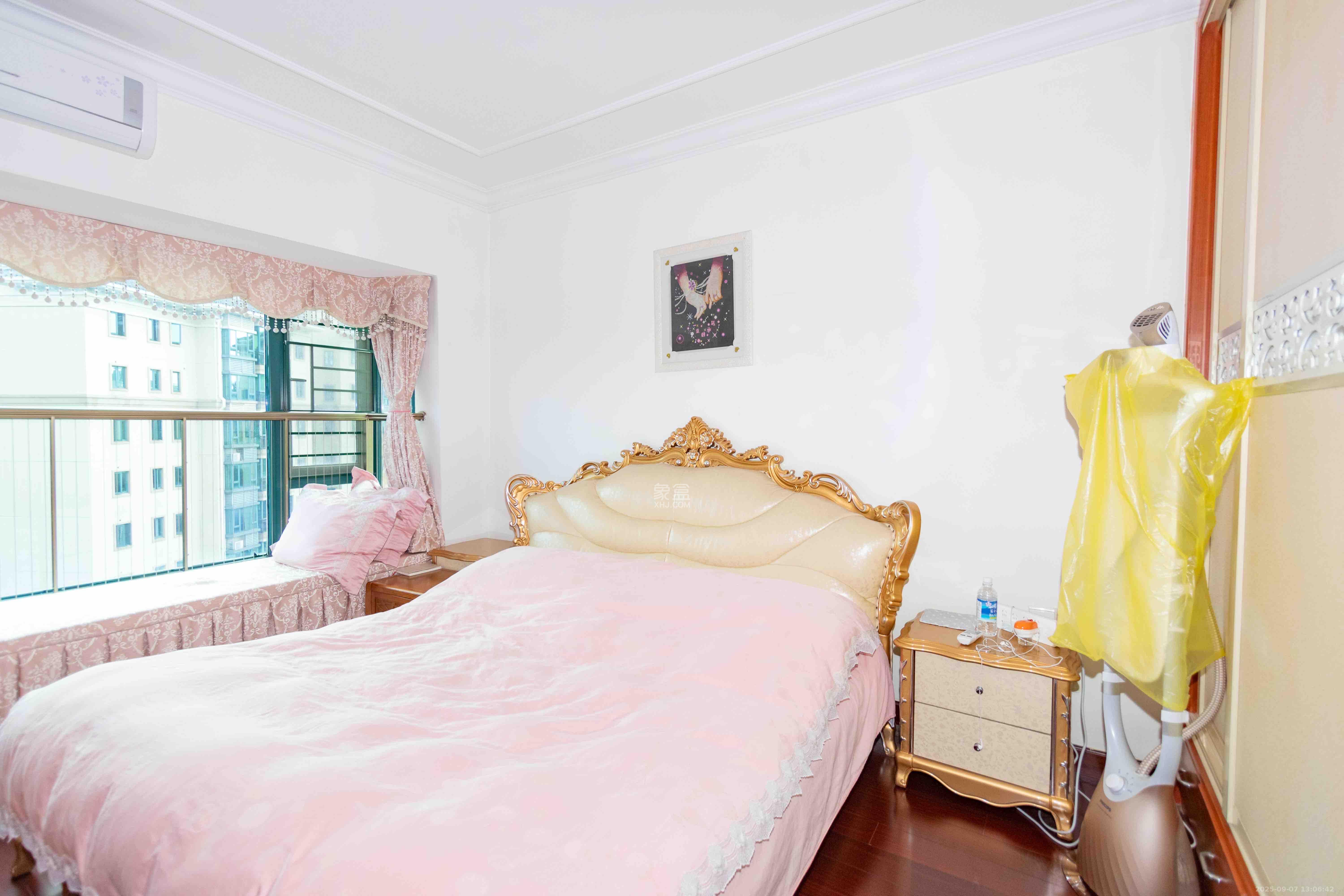 恒大城  3室2厅2卫    2500.0元/月 恒大城  3室2厅2卫    2500.0元/月室内图