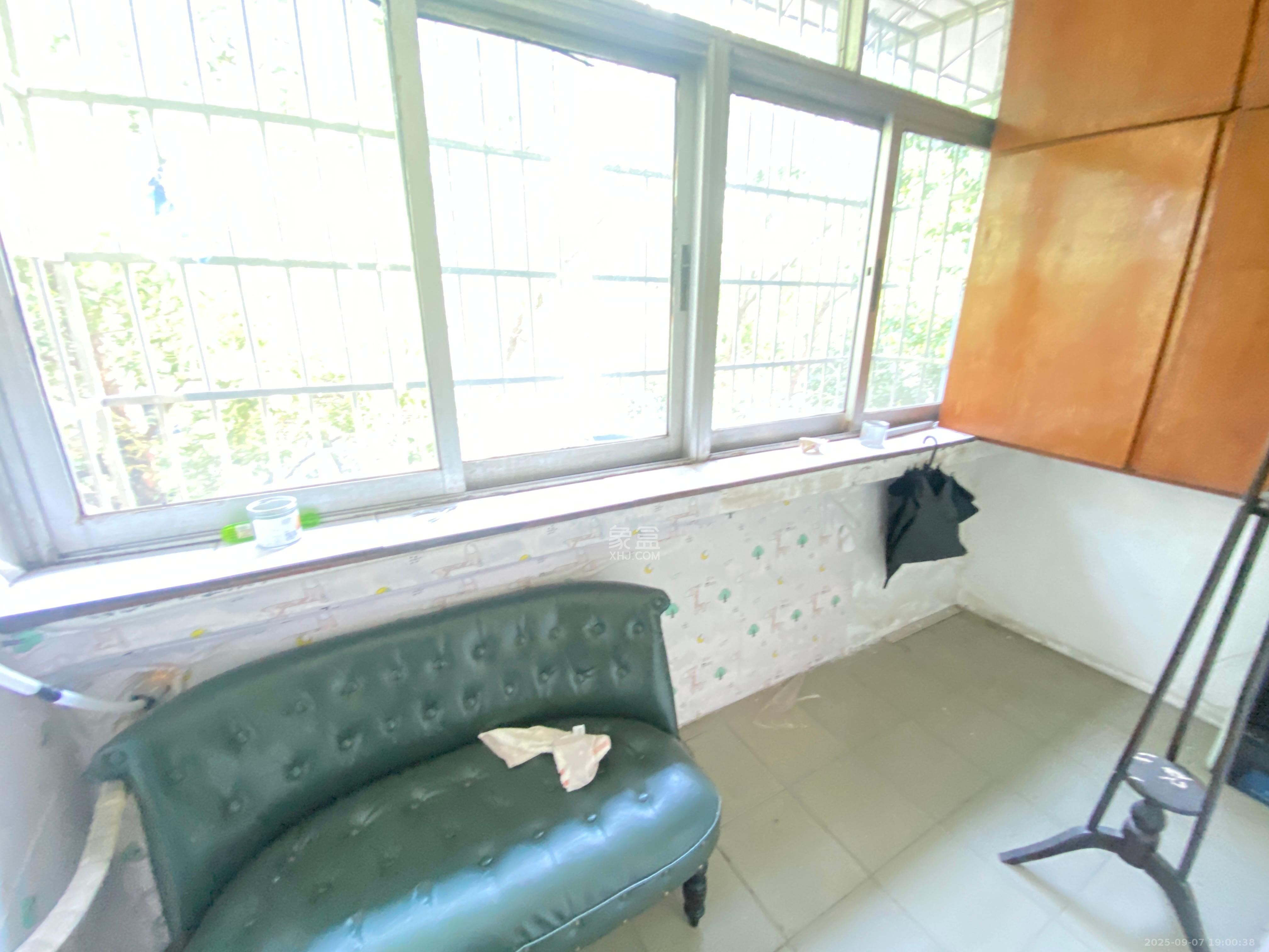 工农新村(工农桥社区) 1室1厅1卫 1200.0元/月 工农新村(工农桥社区) 1室1厅1卫 1200.0元/月室内图