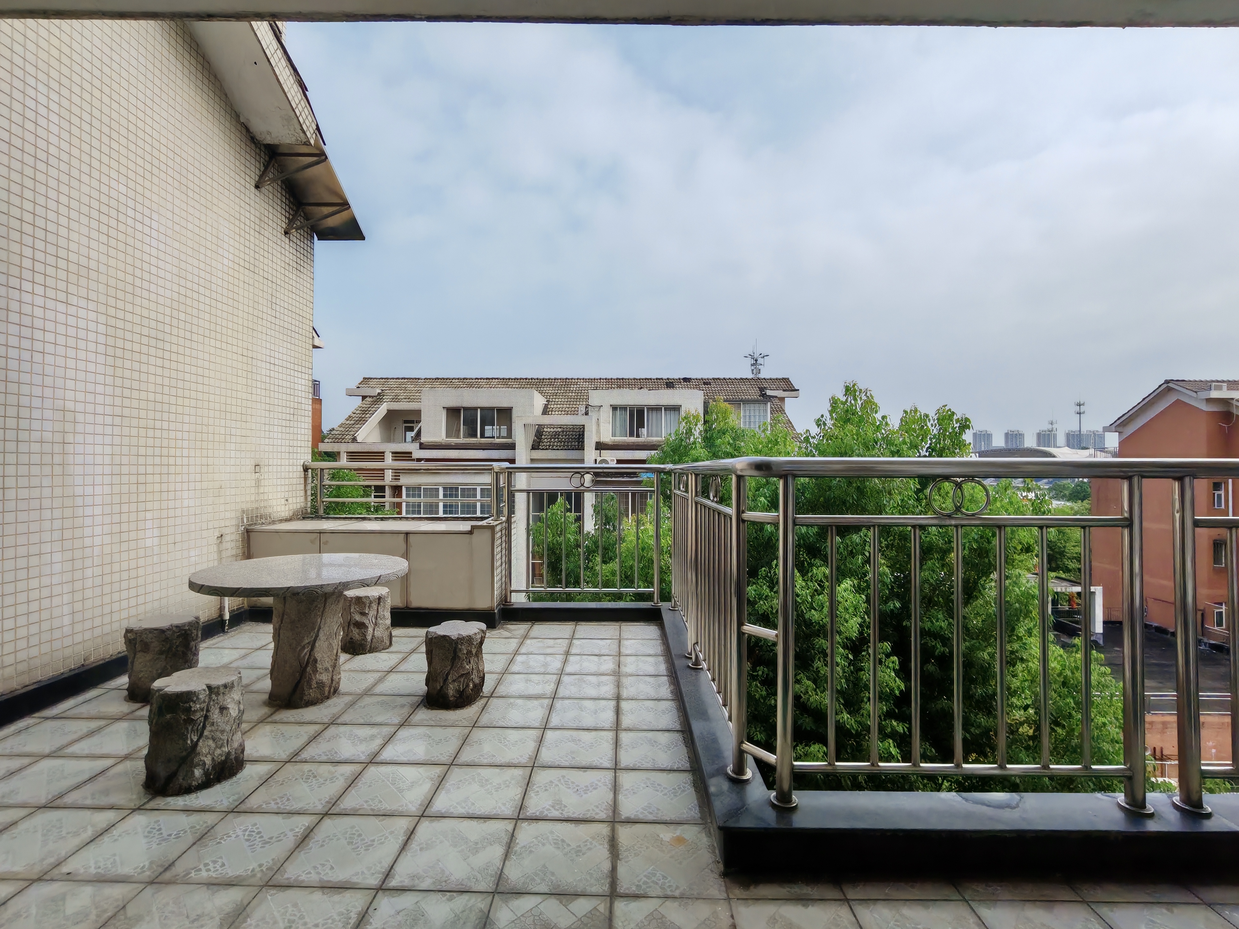 丽景雅苑  6室2厅3卫    88.0万室内图