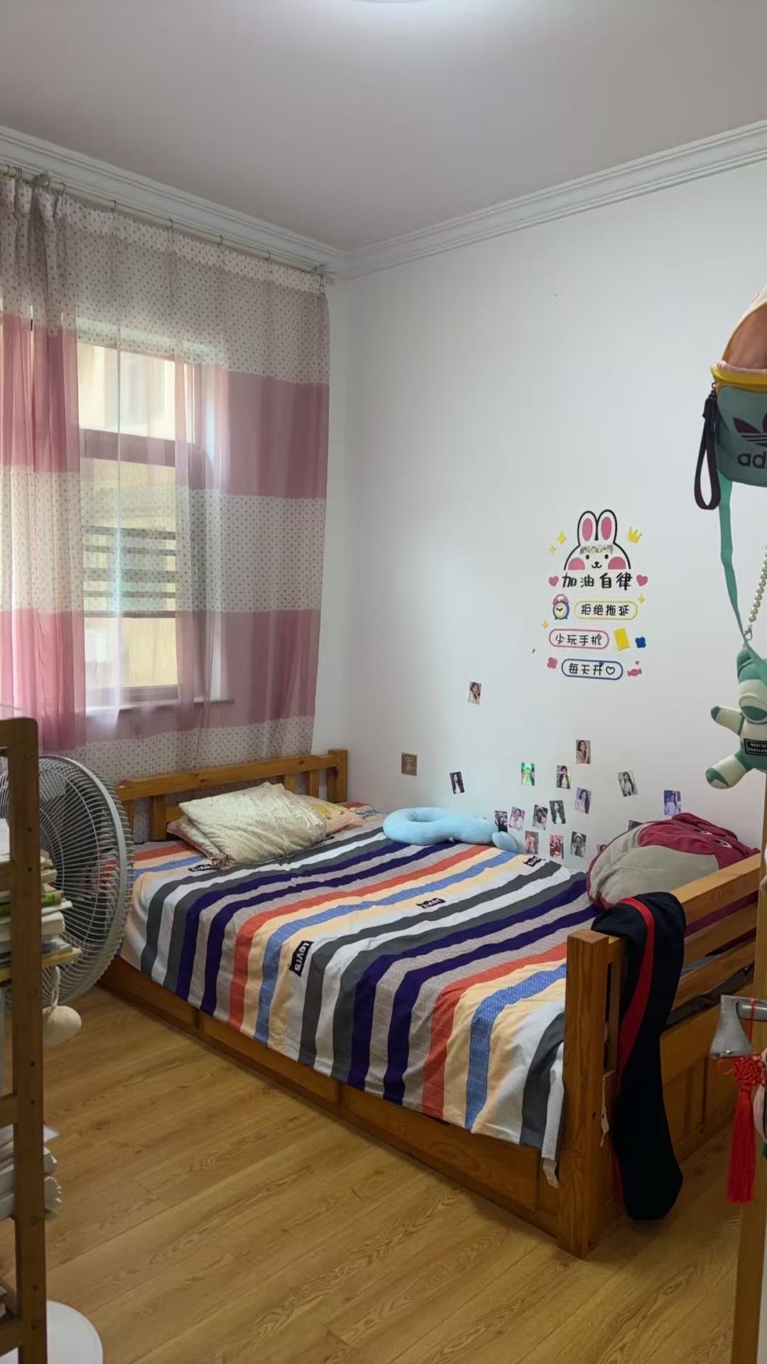 众一桂府  3室2厅2卫    79.8万 众一桂府  3室2厅2卫    79.8万客厅