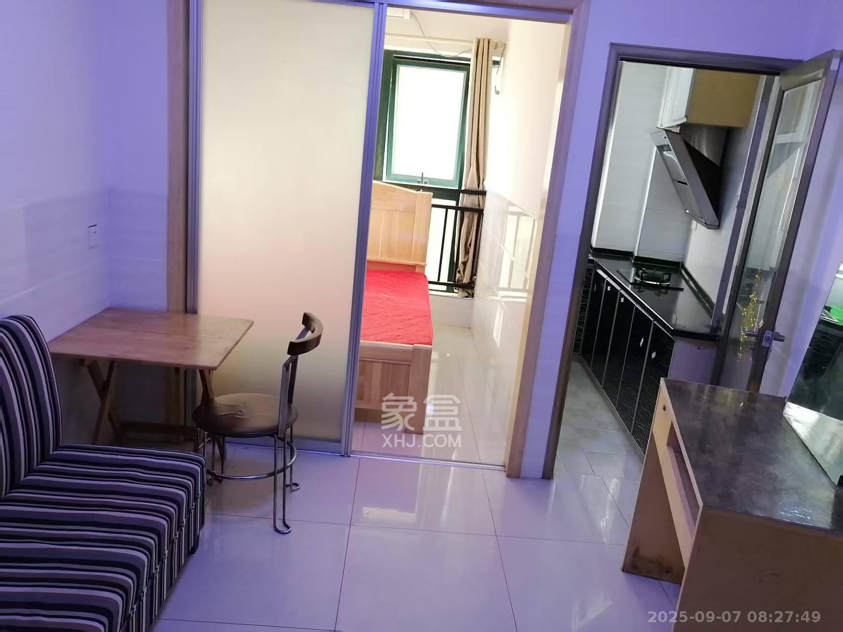 湖韵佳苑 1室1厅1卫 1300.0元/月 湖韵佳苑 1室1厅1卫 1300.0元/月室内图