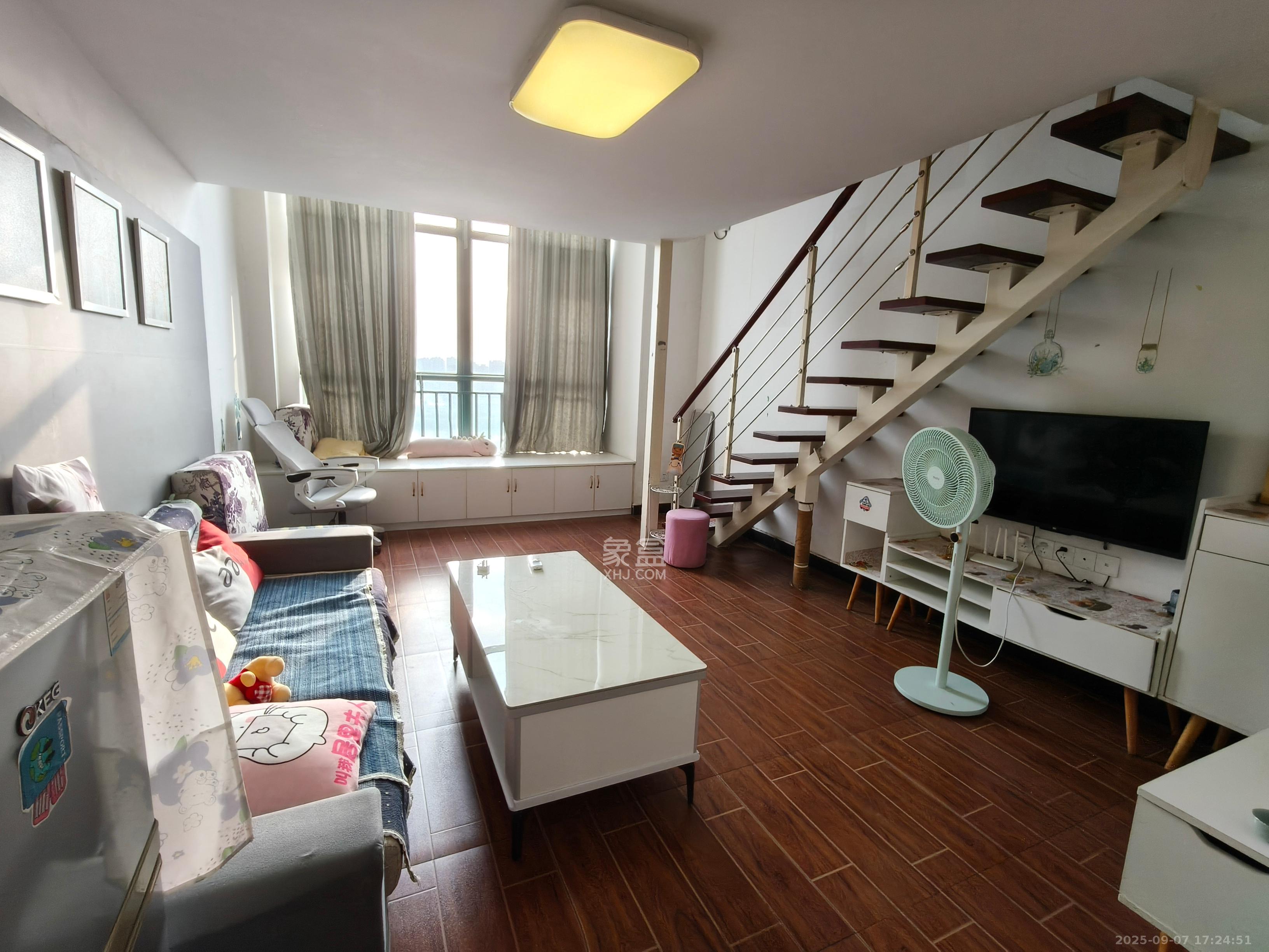 洋湖时代 1室1厅1卫 1600.0元/月 洋湖时代 1室1厅1卫 1600.0元/月室内图