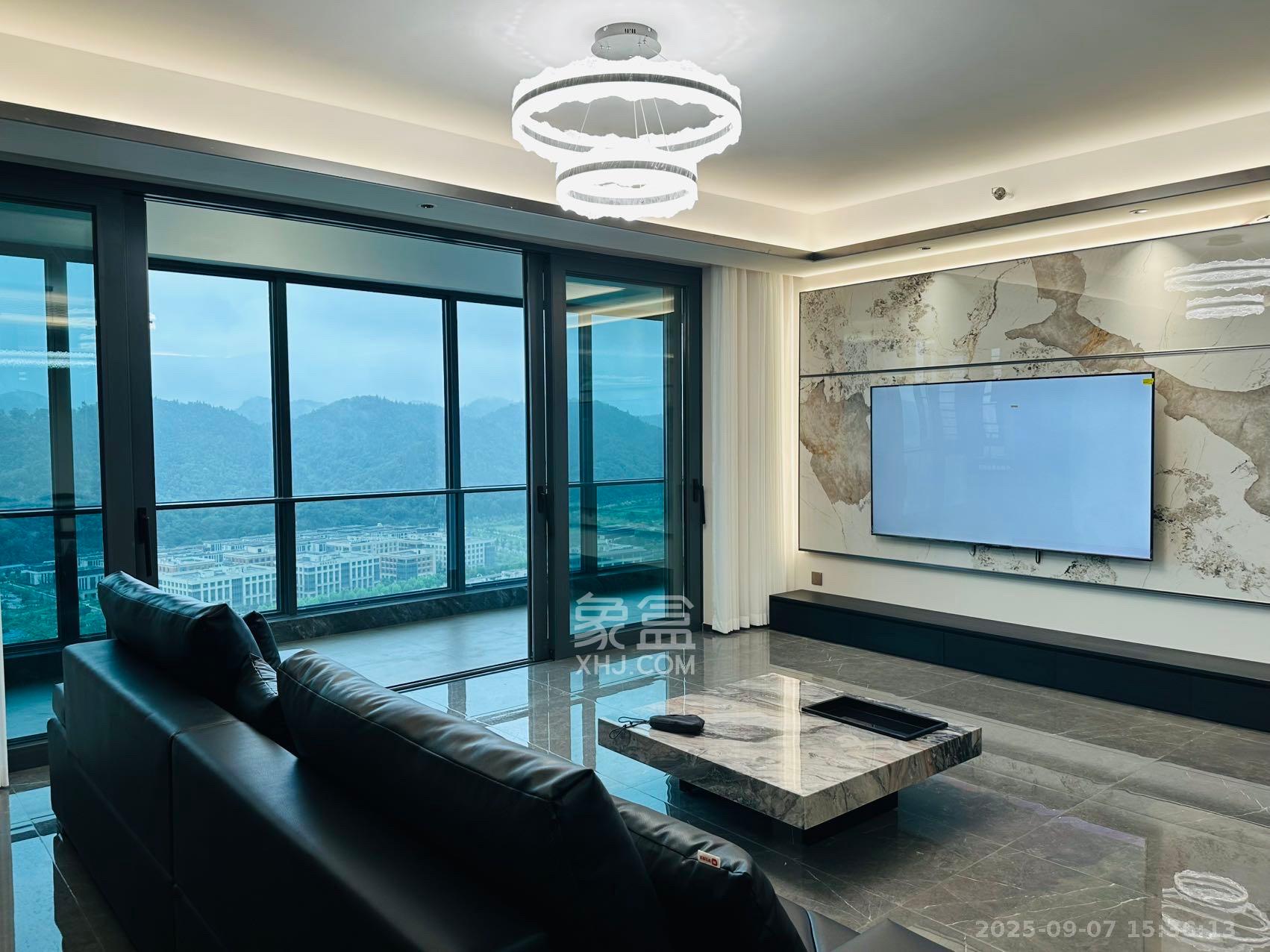 绿城招商桂语雲峯 4室2厅2卫 8000.0元/月 绿城招商桂语雲峯 4室2厅2卫 8000.0元/月室内图