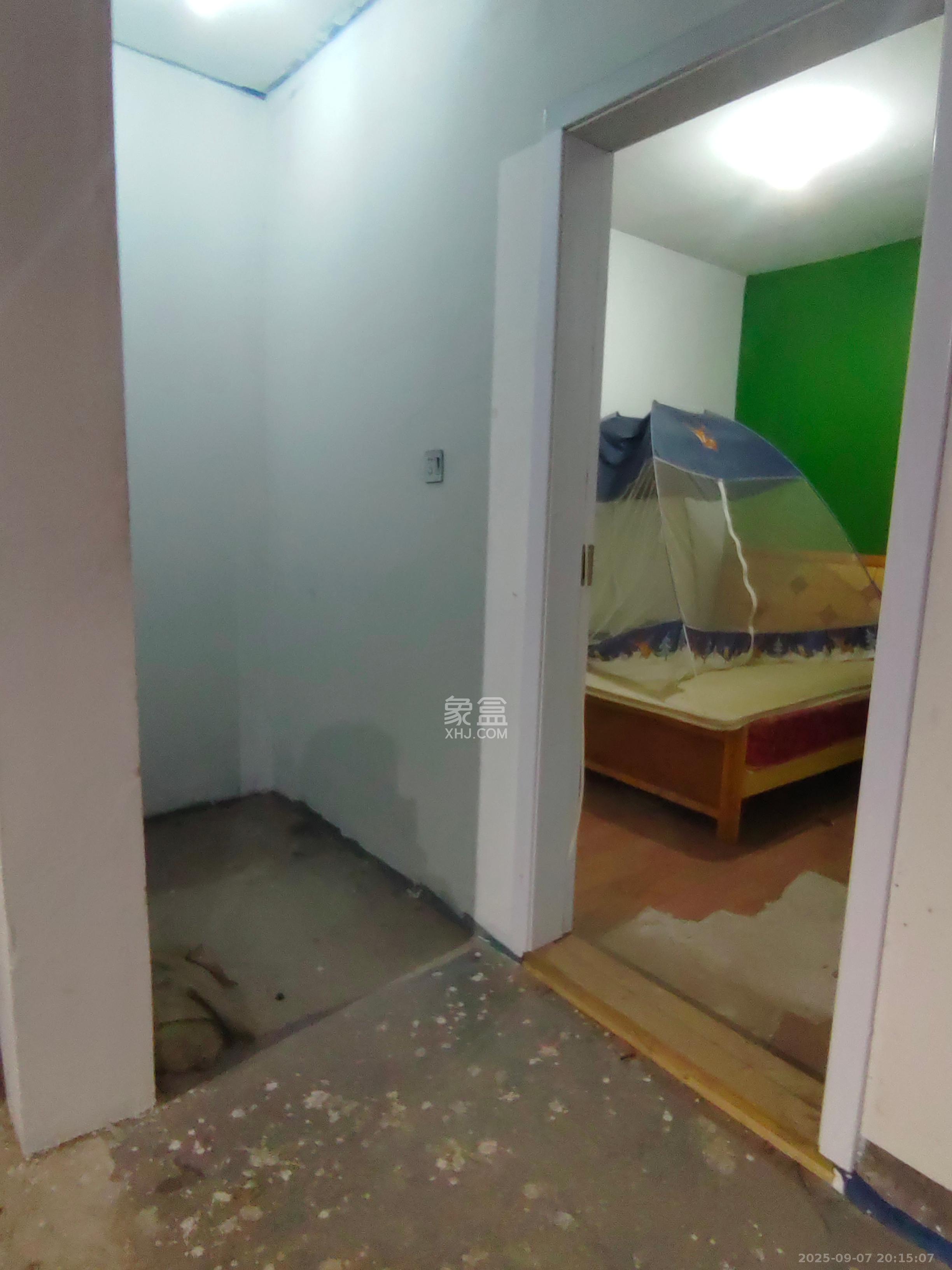 融科东南海 3室2厅2卫 1000.0元/月 融科东南海 3室2厅2卫 1000.0元/月室内图