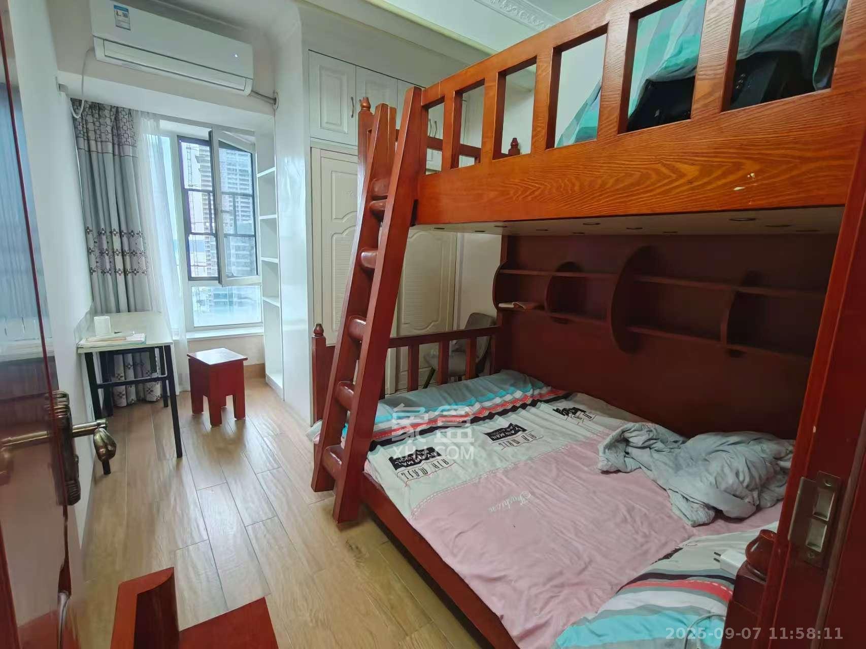 北辰三角洲E3区  4室1厅2卫    3400.0元/月室内图