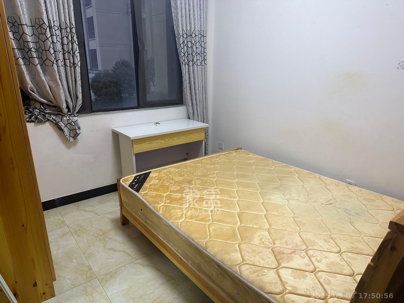 振业城一期  1室1厅1卫    1250.0元/月室内图