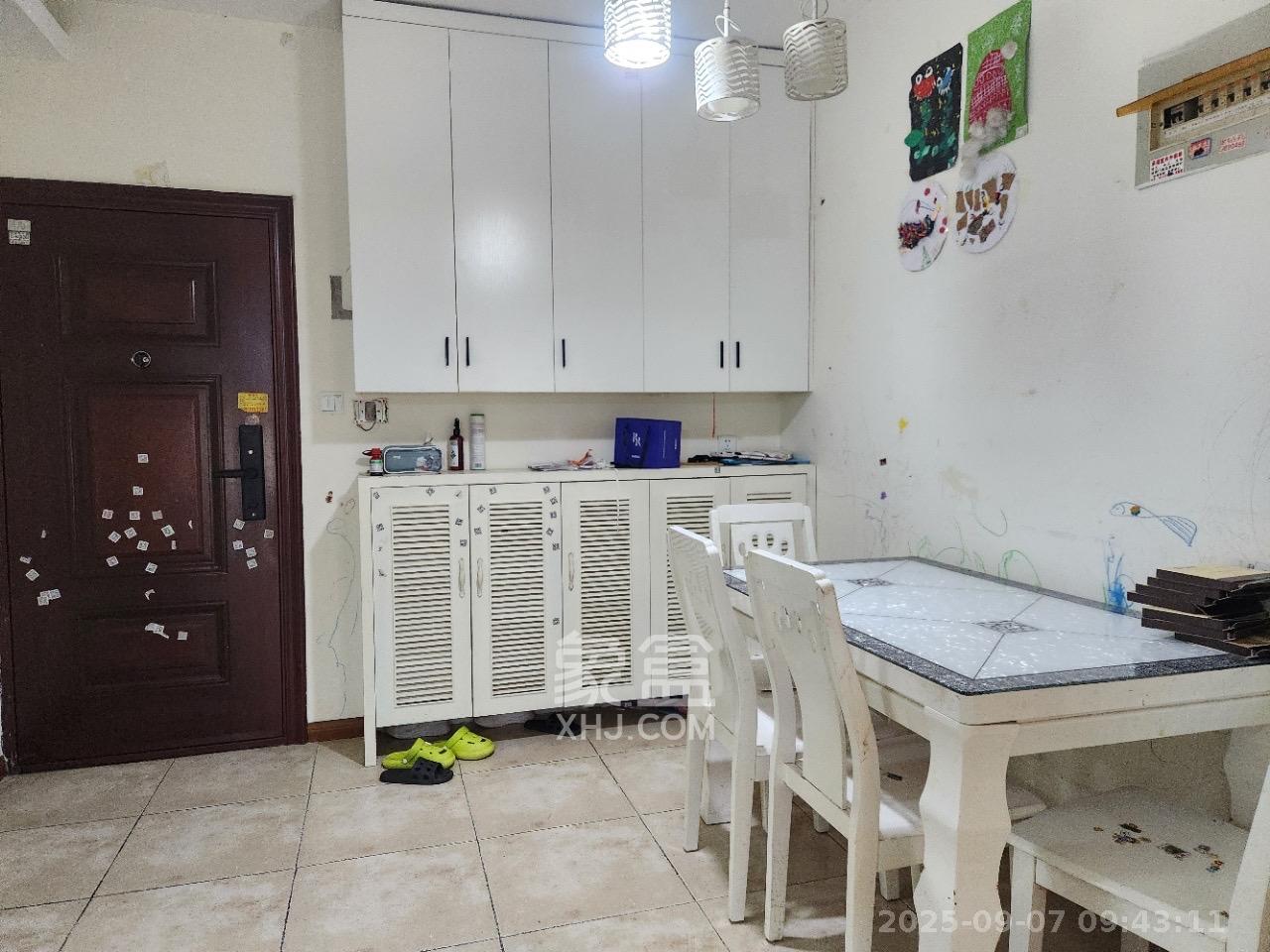 奥克斯广场 2室2厅1卫 2900.0元/月 奥克斯广场 2室2厅1卫 2900.0元/月室内图