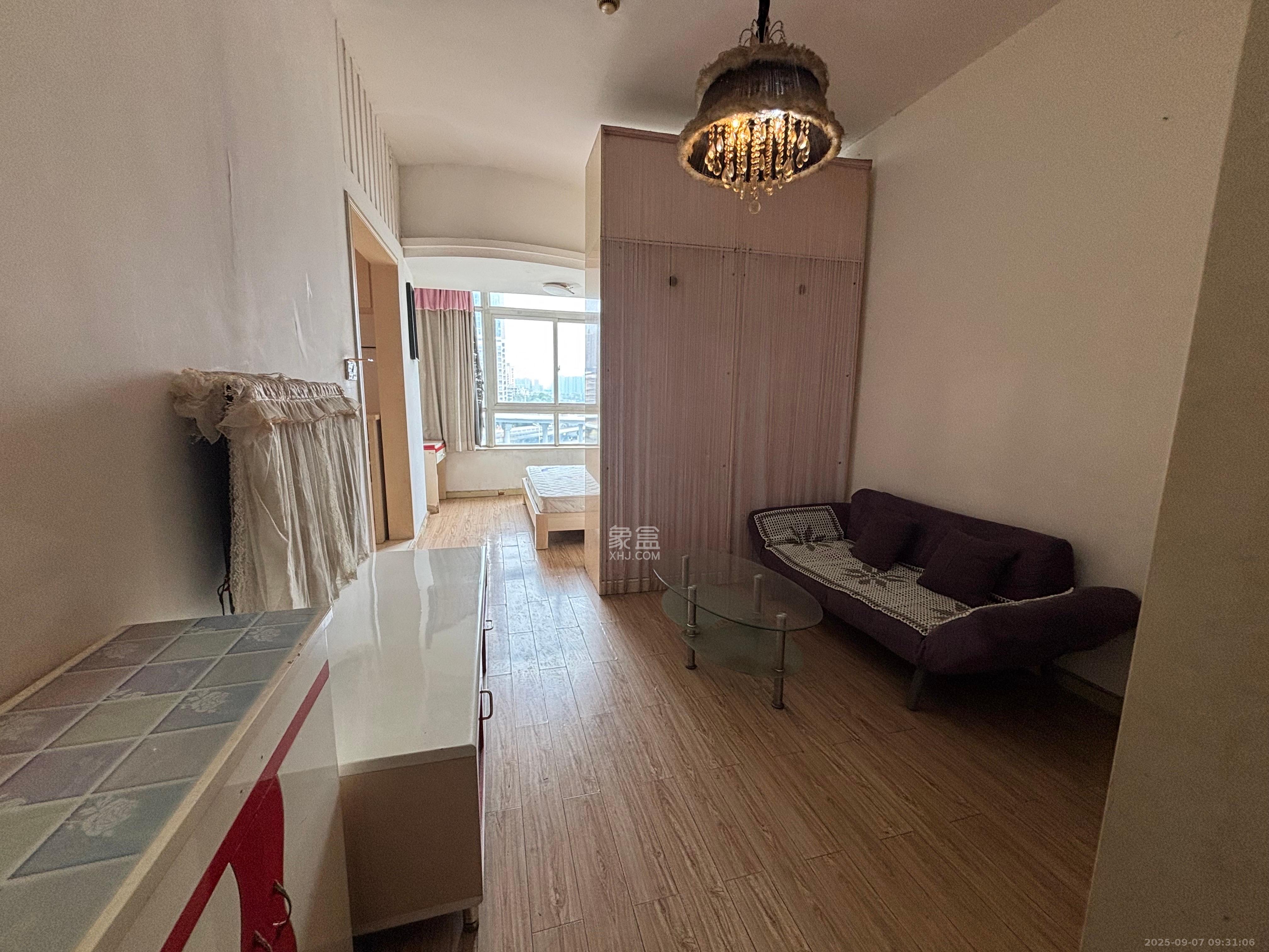 豪菲斯国际公寓(缤纷一季) 1室1厅1卫 1500.0元/月 豪菲斯国际公寓(缤纷一季) 1室1厅1卫 1500.0元/月室内图