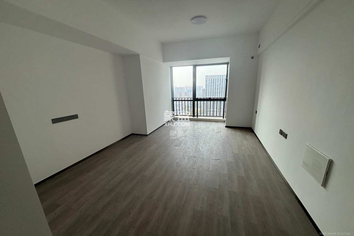 中建宝铂公馆 1室1厅1卫 1800.0元/月 中建宝铂公馆 1室1厅1卫 1800.0元/月室内图