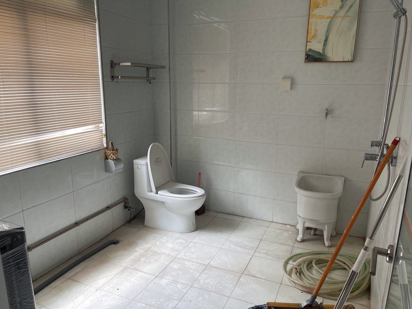 阳光小区 8室3厅6卫 40000.0元/月 阳光小区 8室3厅6卫 40000.0元/月室内图