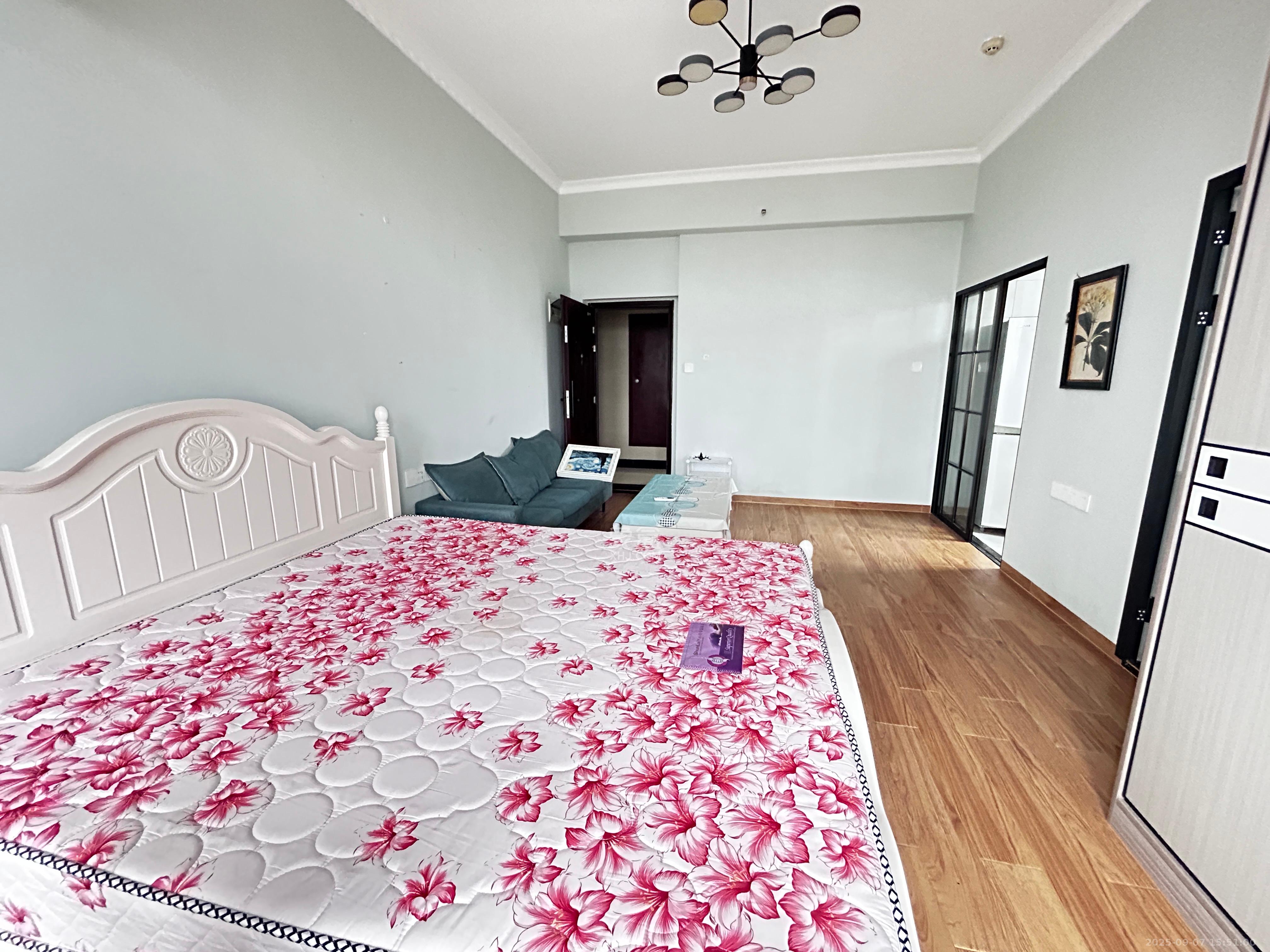 金鼎公园尚 1室1厅1卫 1300.0元/月 金鼎公园尚 1室1厅1卫 1300.0元/月室内图