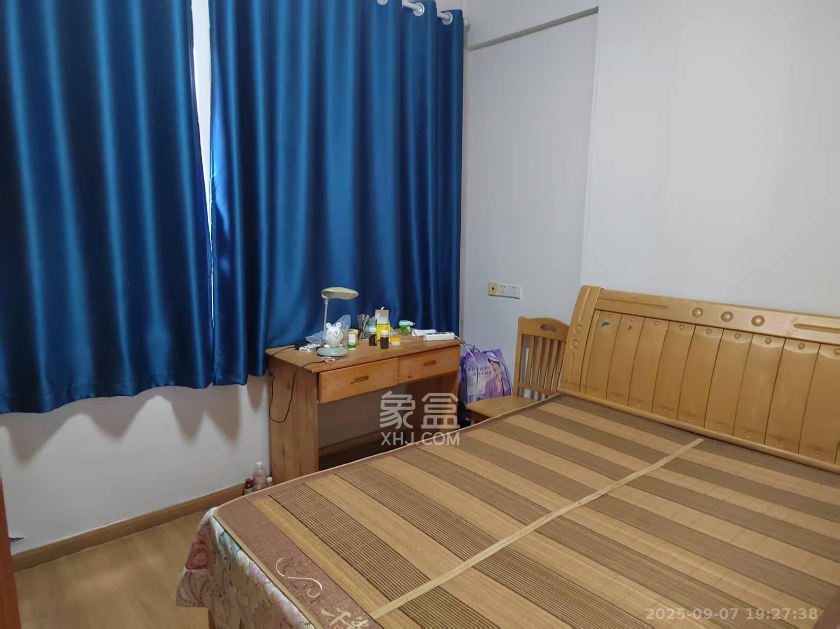 水岸世景 2室1厅1卫 1600.0元/月 水岸世景 2室1厅1卫 1600.0元/月室内图