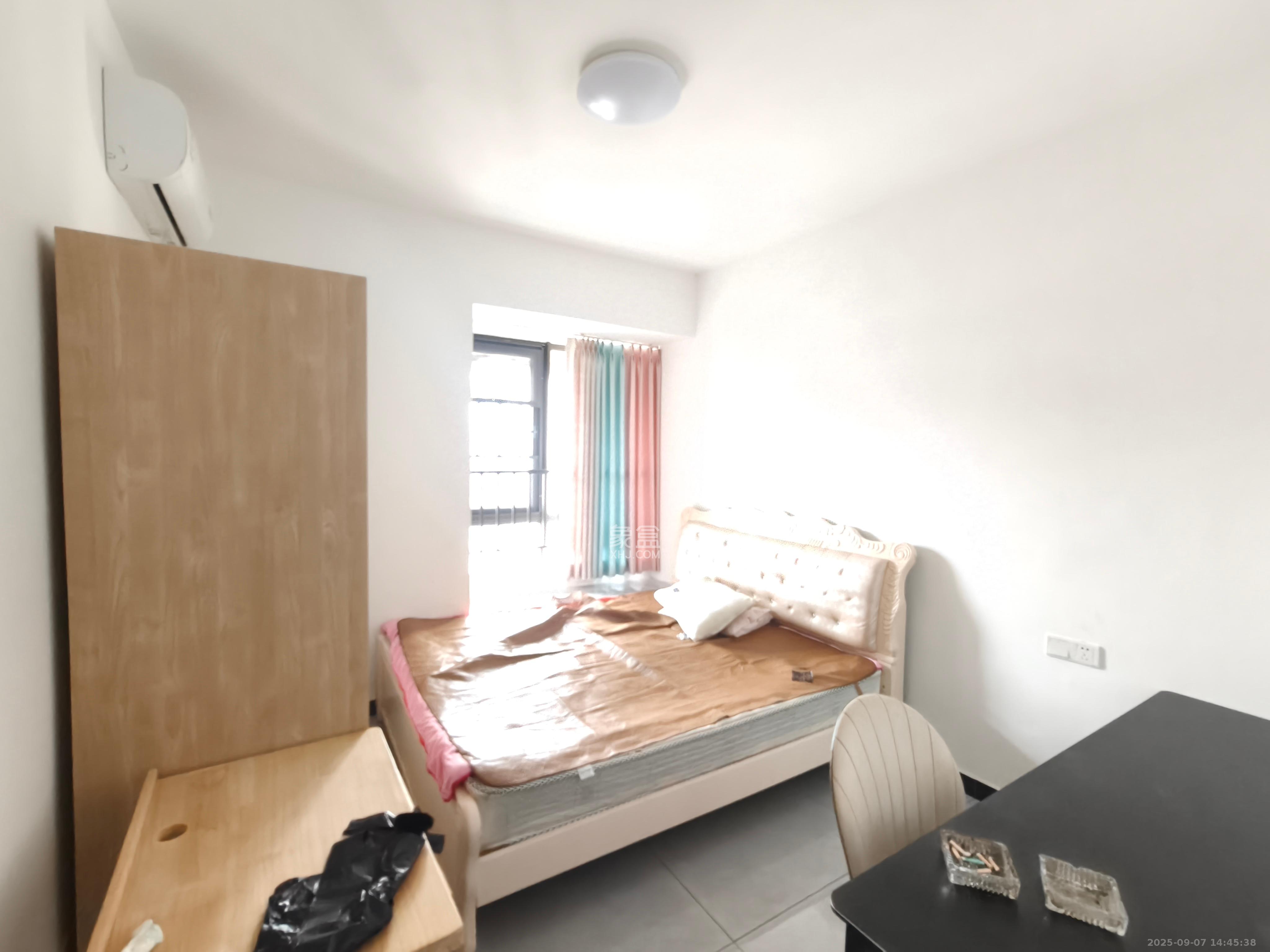 明昇壹城(明昇时代广场)二期 3室2厅2卫 2300.0元/月 明昇壹城(明昇时代广场)二期 3室2厅2卫 2300.0元/月室内图