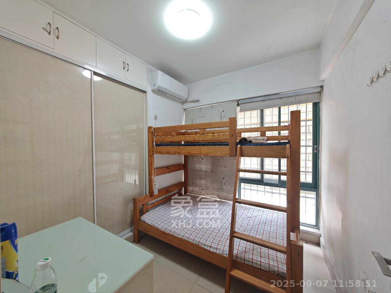 望兴景园一期  5室2厅3卫   3400.00元/月室内图