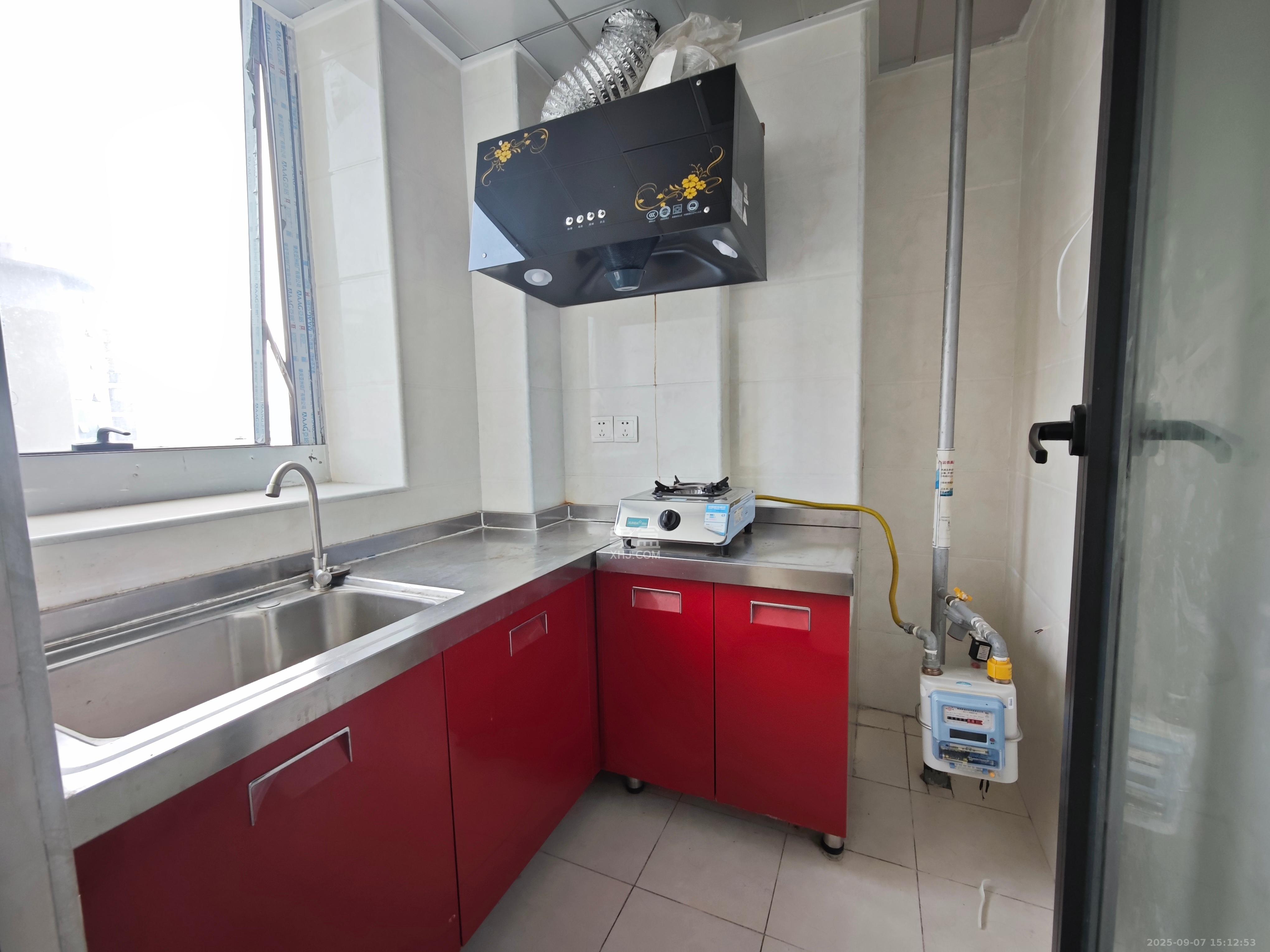 未来漫城 1室1厅1卫 1300.0元/月 未来漫城 1室1厅1卫 1300.0元/月室内图