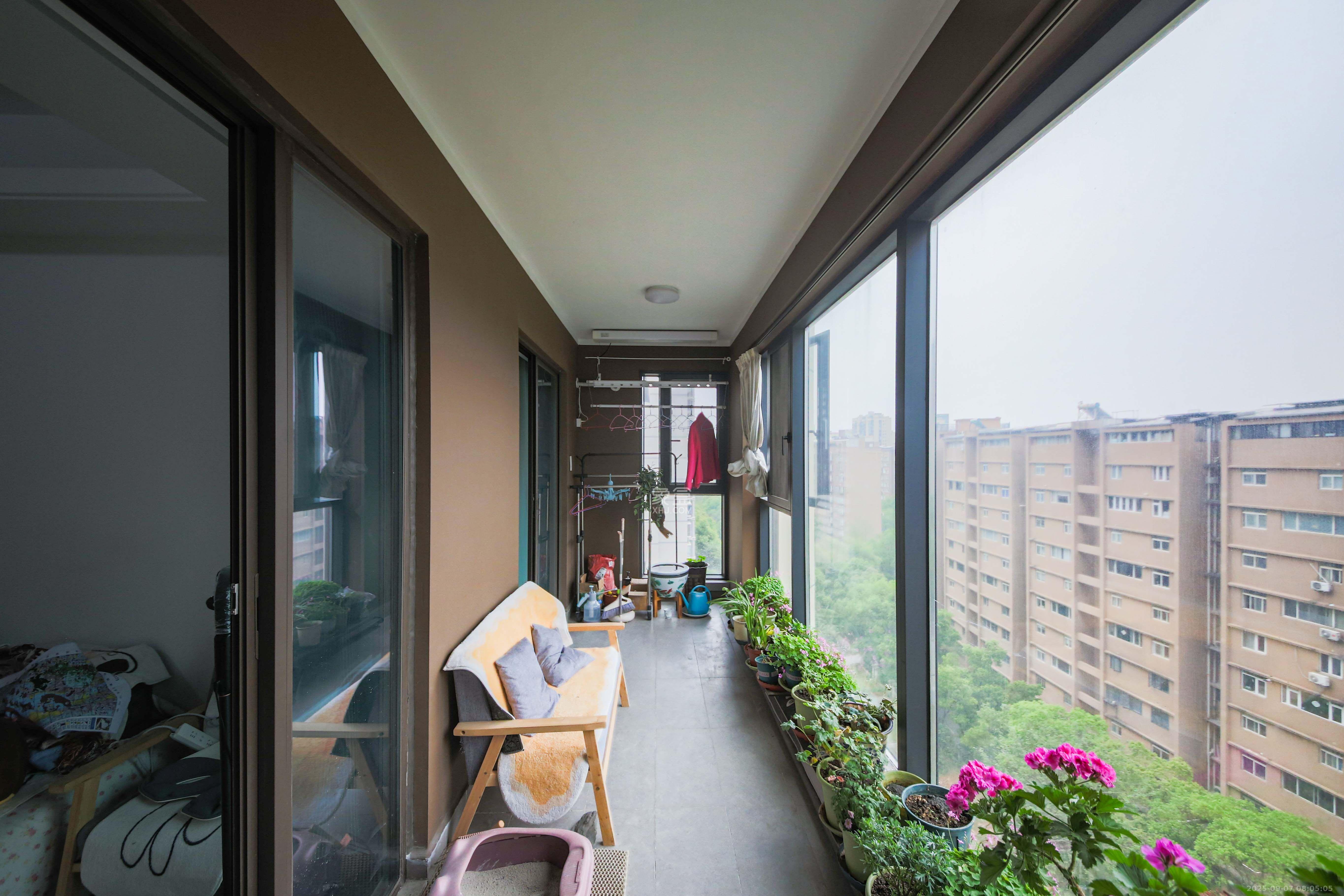 弘阳时光里 3室2厅1卫 3500.0元/月 弘阳时光里 3室2厅1卫 3500.0元/月室内图