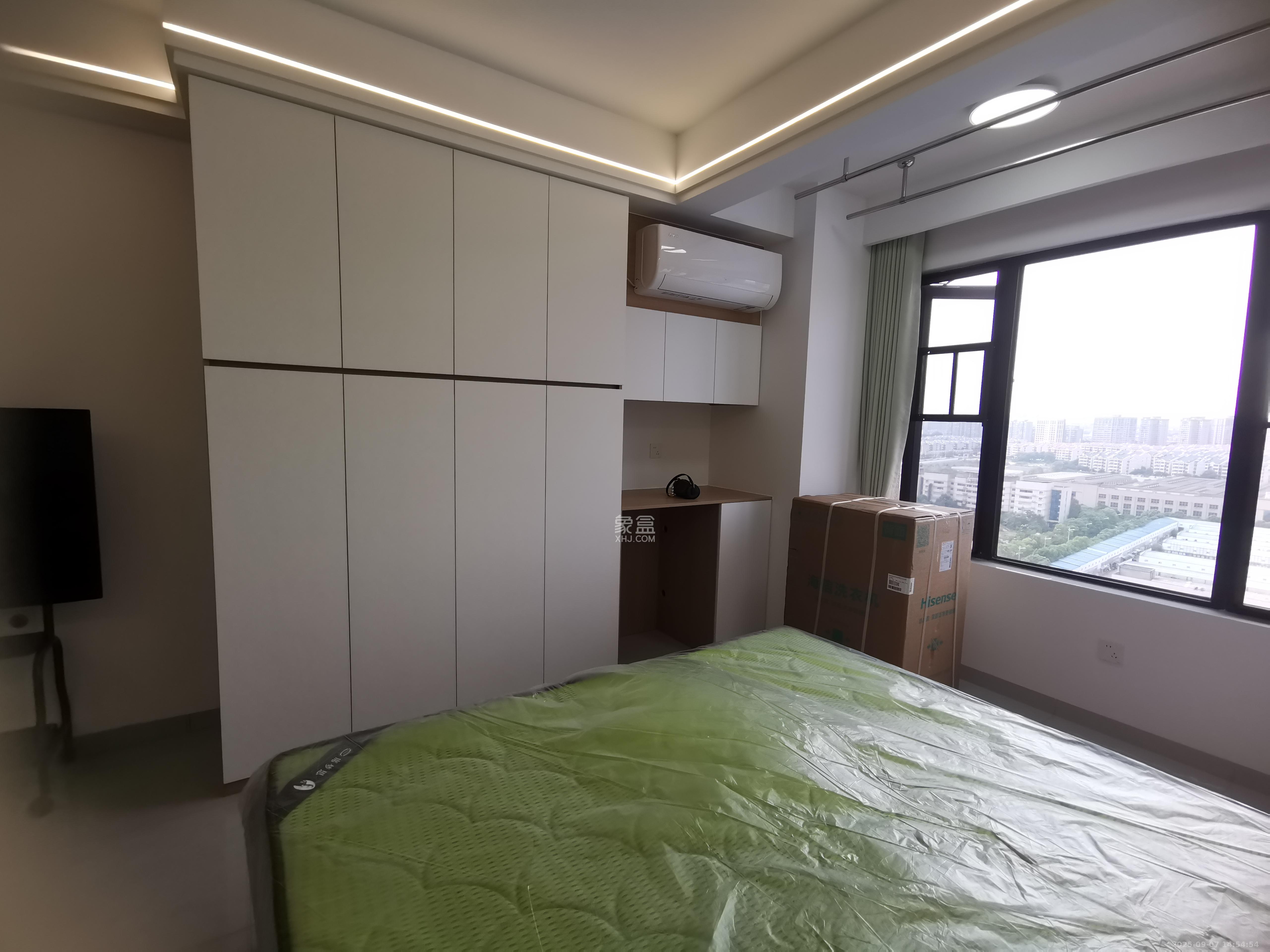 中海珑悦府  1室0厅0卫    1300.0元/月室内图