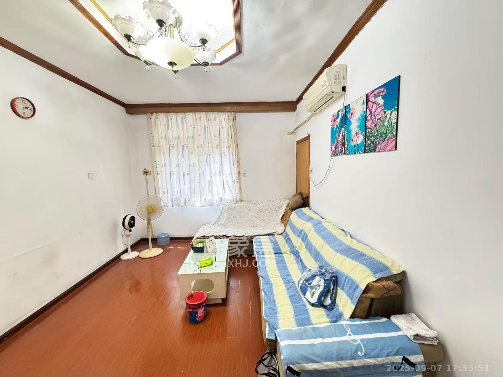 砂子塘社区  3室1厅1卫    1800.0元/月 砂子塘社区  3室1厅1卫    1800.0元/月