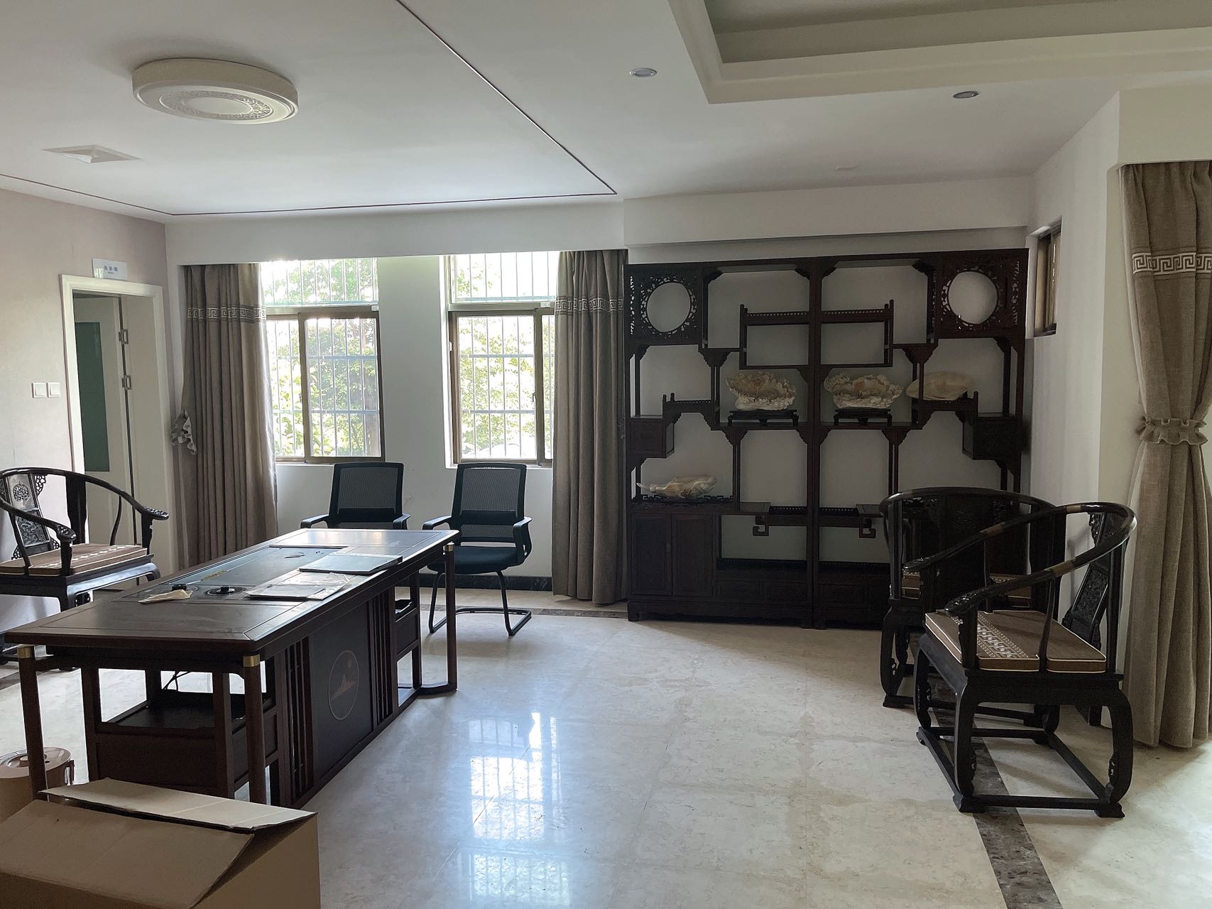 阳光小区 8室3厅6卫 40000.0元/月 阳光小区 8室3厅6卫 40000.0元/月室内图