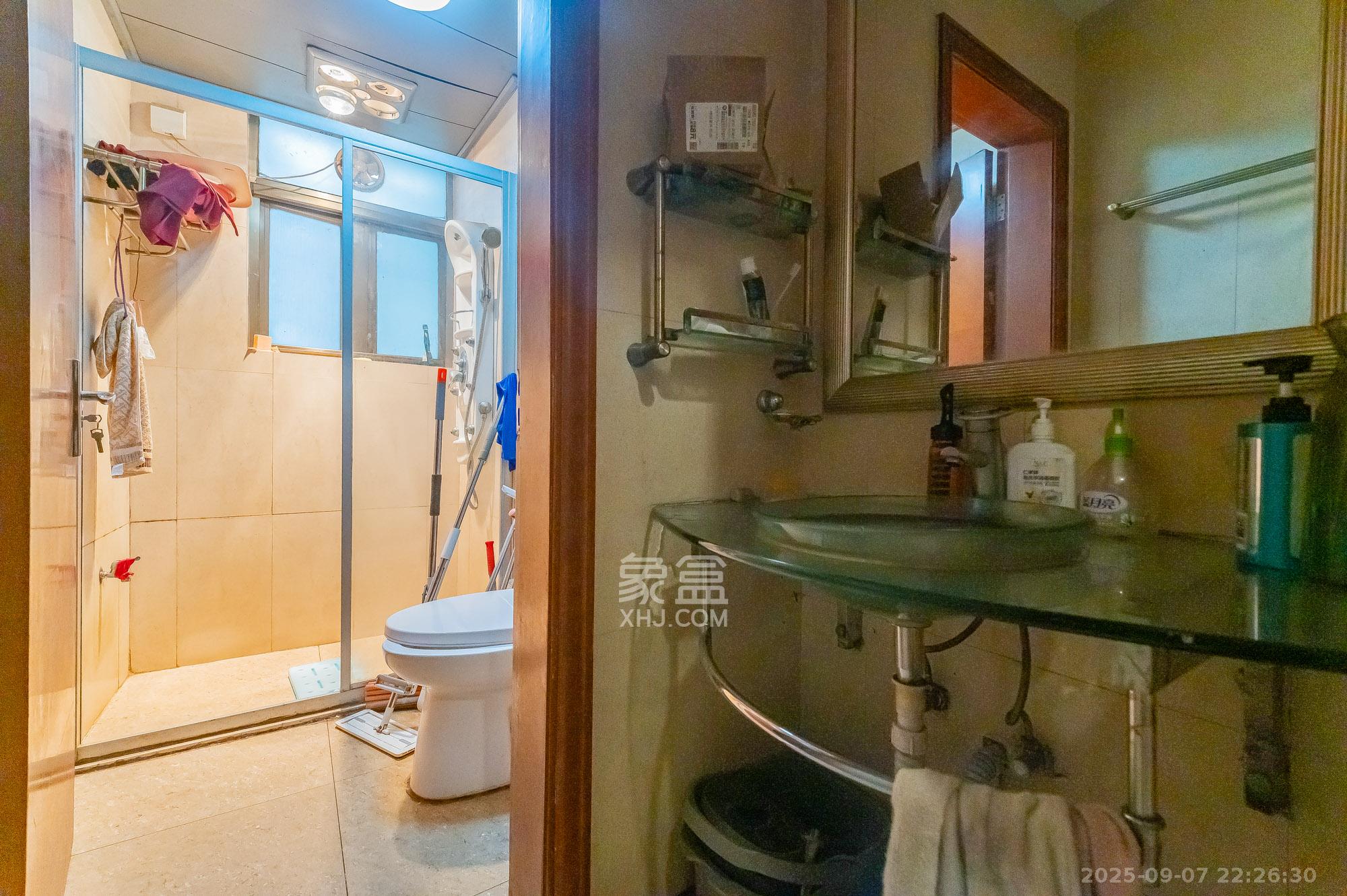 碧桂园威尼斯城  4室2厅2卫    238.0万卫生间