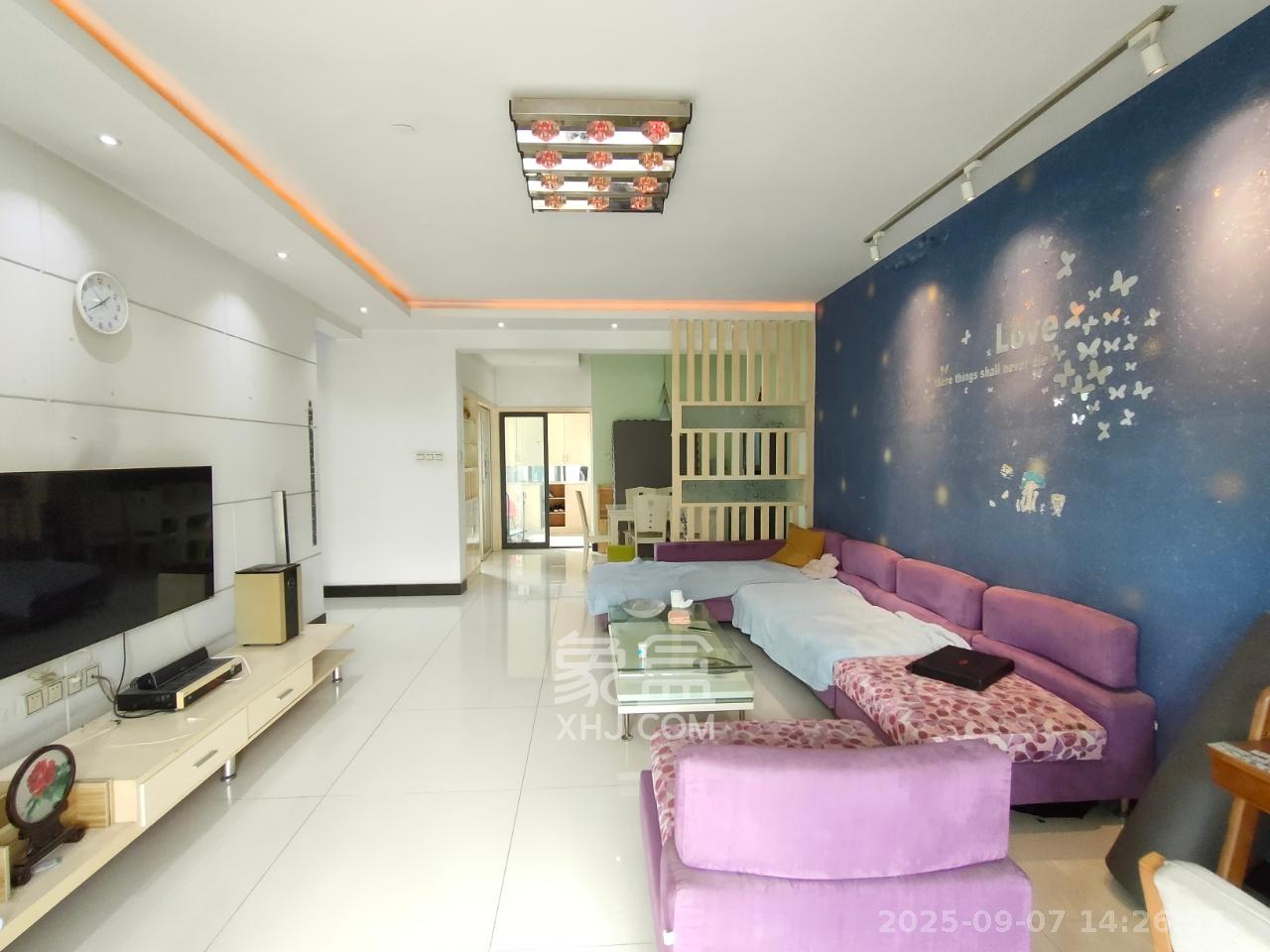 仁和香堤雅境  2室2厅1卫    2400.0元/月室内图1