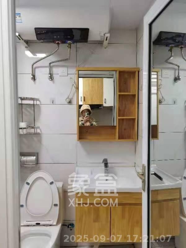 东盈商业广场（华泉城市广场）  1室1厅1卫    1800.0元/月室内图