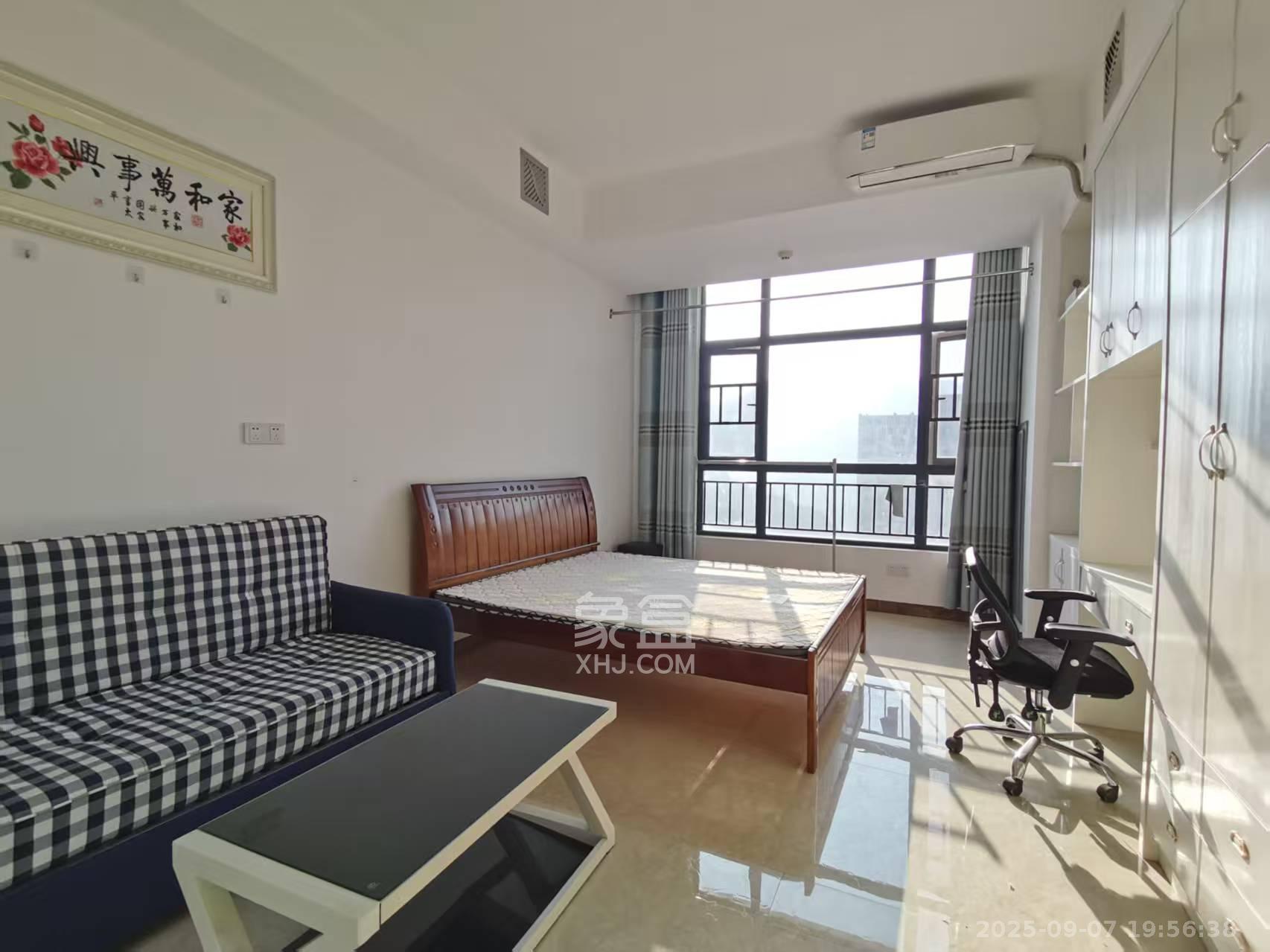 金茂梅溪湖 1室1厅1卫 1600.0元/月 金茂梅溪湖 1室1厅1卫 1600.0元/月室内图