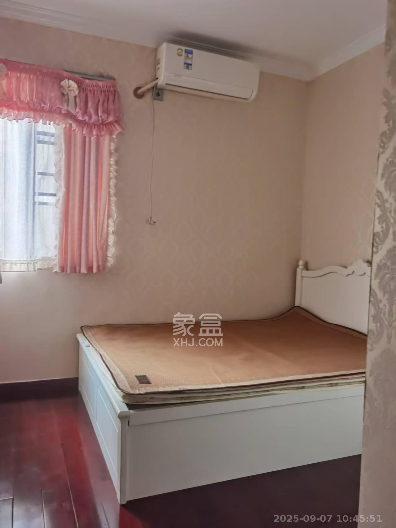 鑫科明珠  2室2厅2卫   2400.00元/月室内图