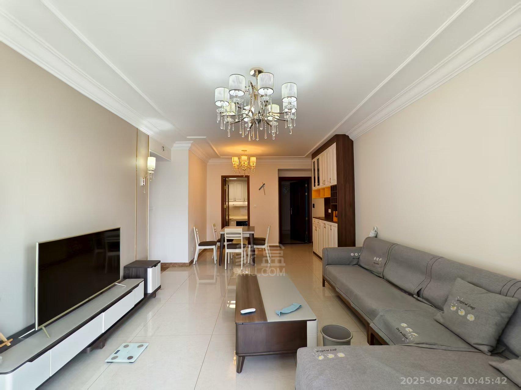 恒大华府 4室2厅2卫 2500.0元/月 恒大华府 4室2厅2卫 2500.0元/月室内图